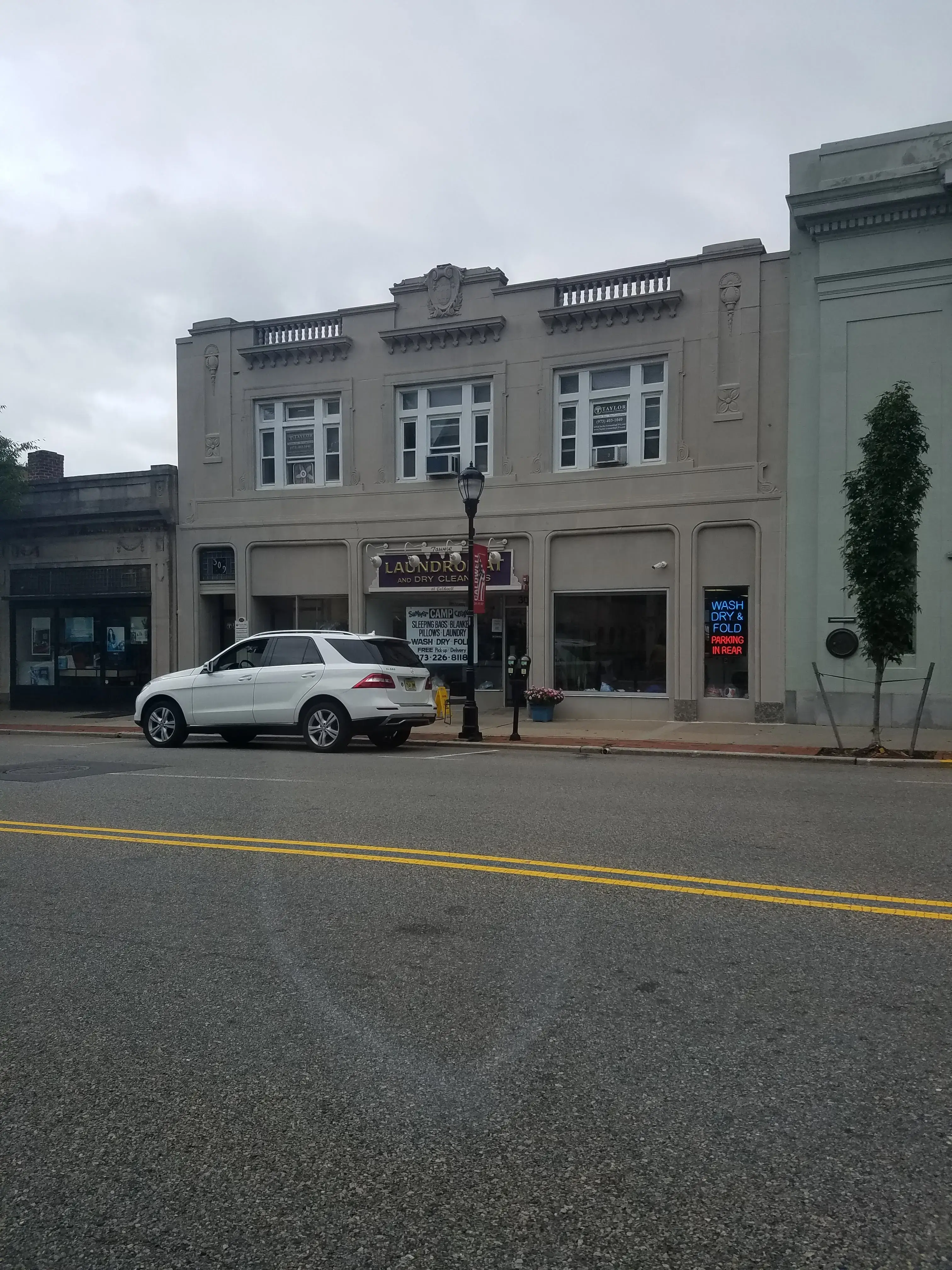 Towne Laundromat at Caldwell thumbnail 7