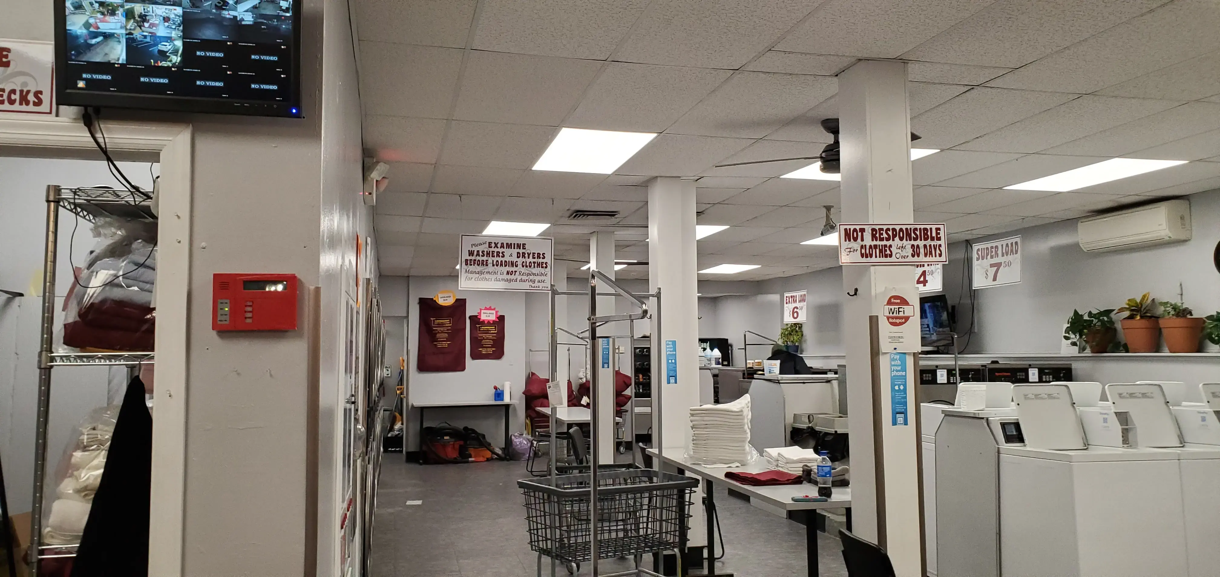 Towne Laundromat at Caldwell - Image 13