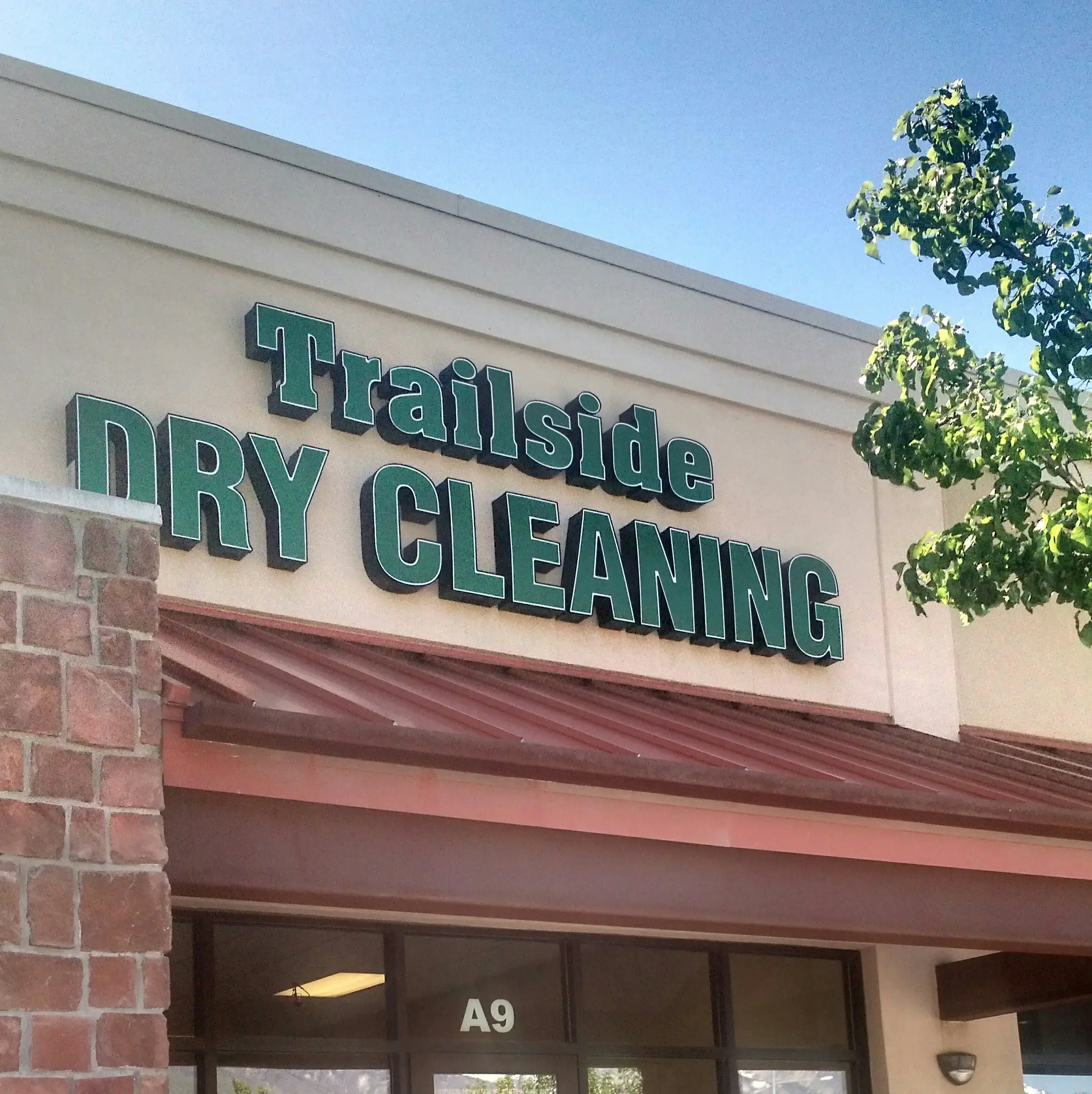 Trailside Dry Cleaning location