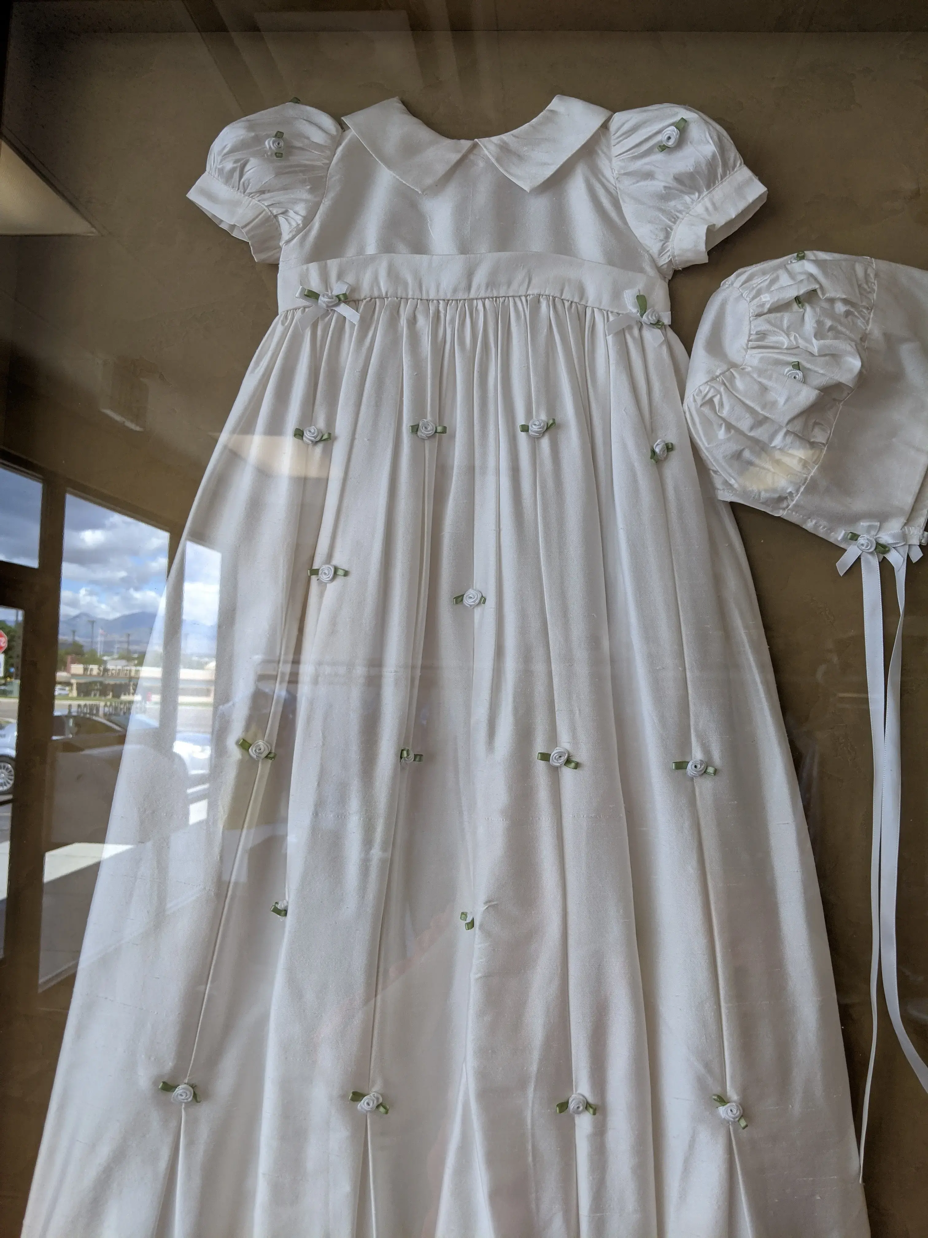 Trailside Dry Cleaning - Image 2