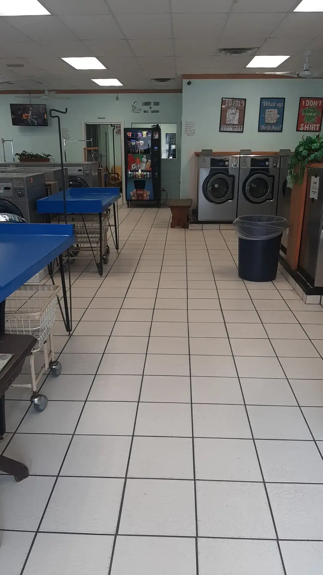 Treasure Island Coin Laundry thumbnail 19