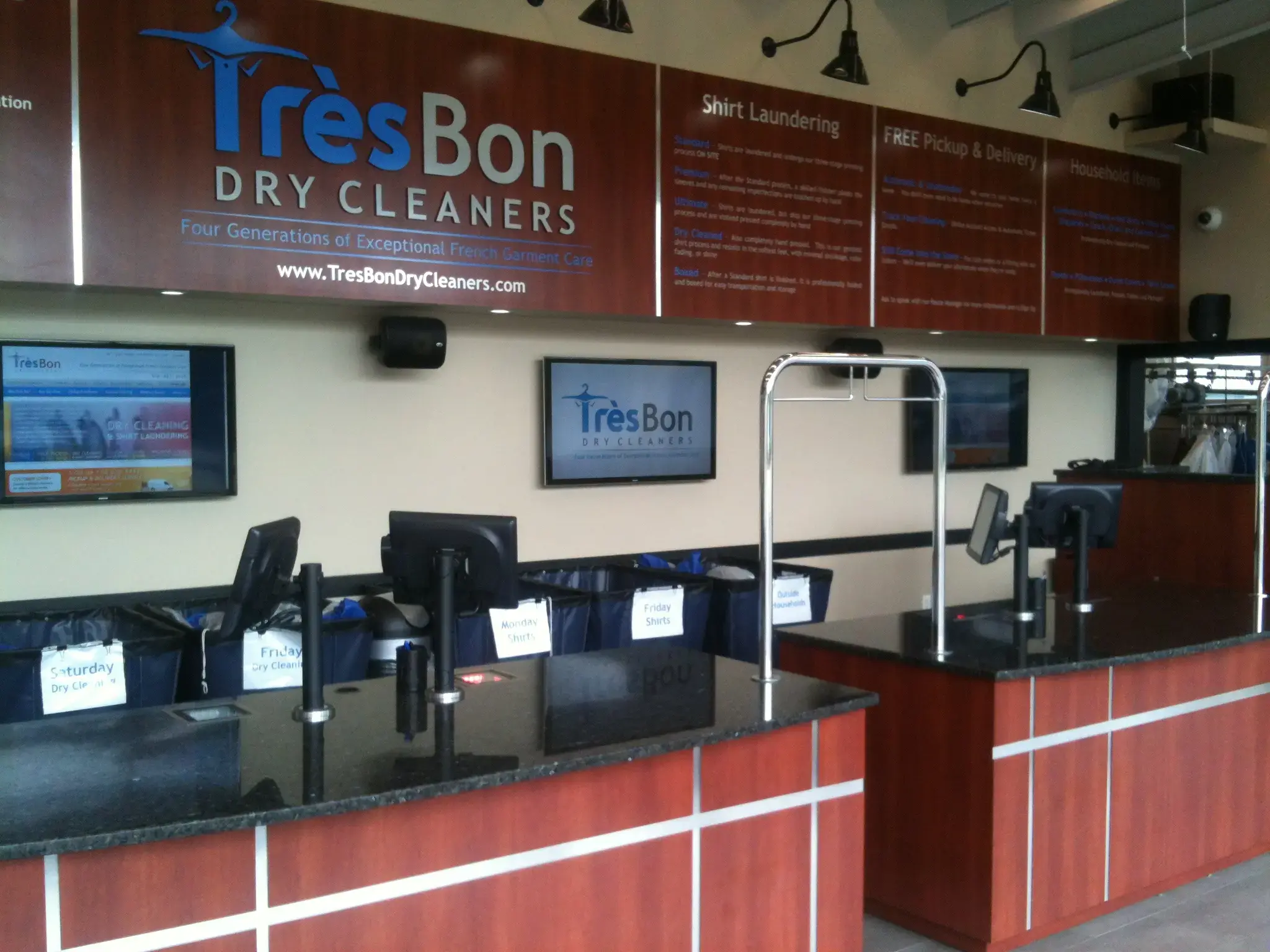 Tres Bon Dry Cleaners thumbnail 4