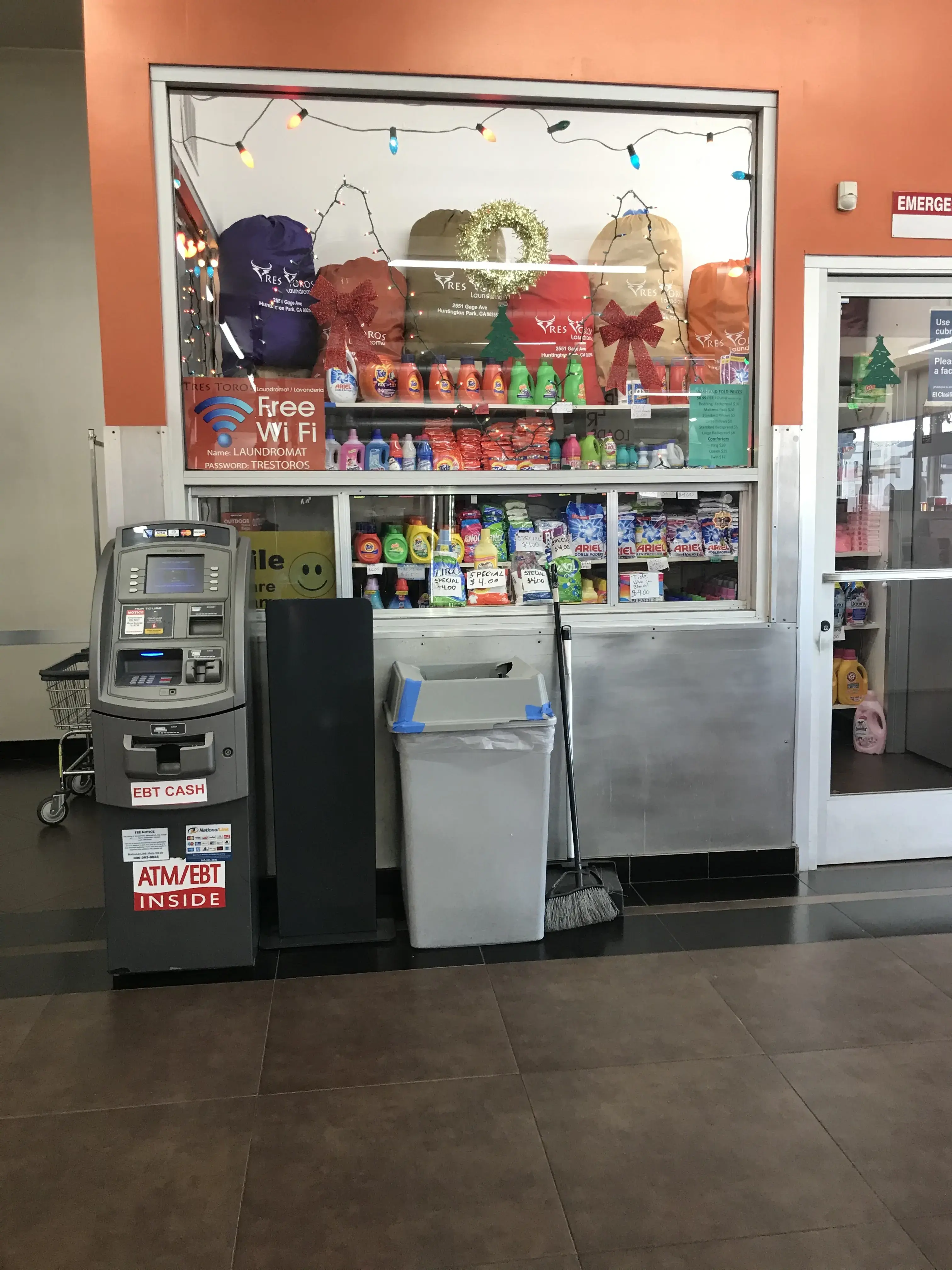 Tres Toros Laundromat - Image 8