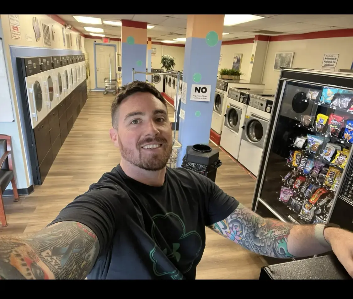 Tri-Town Laundromat thumbnail 1