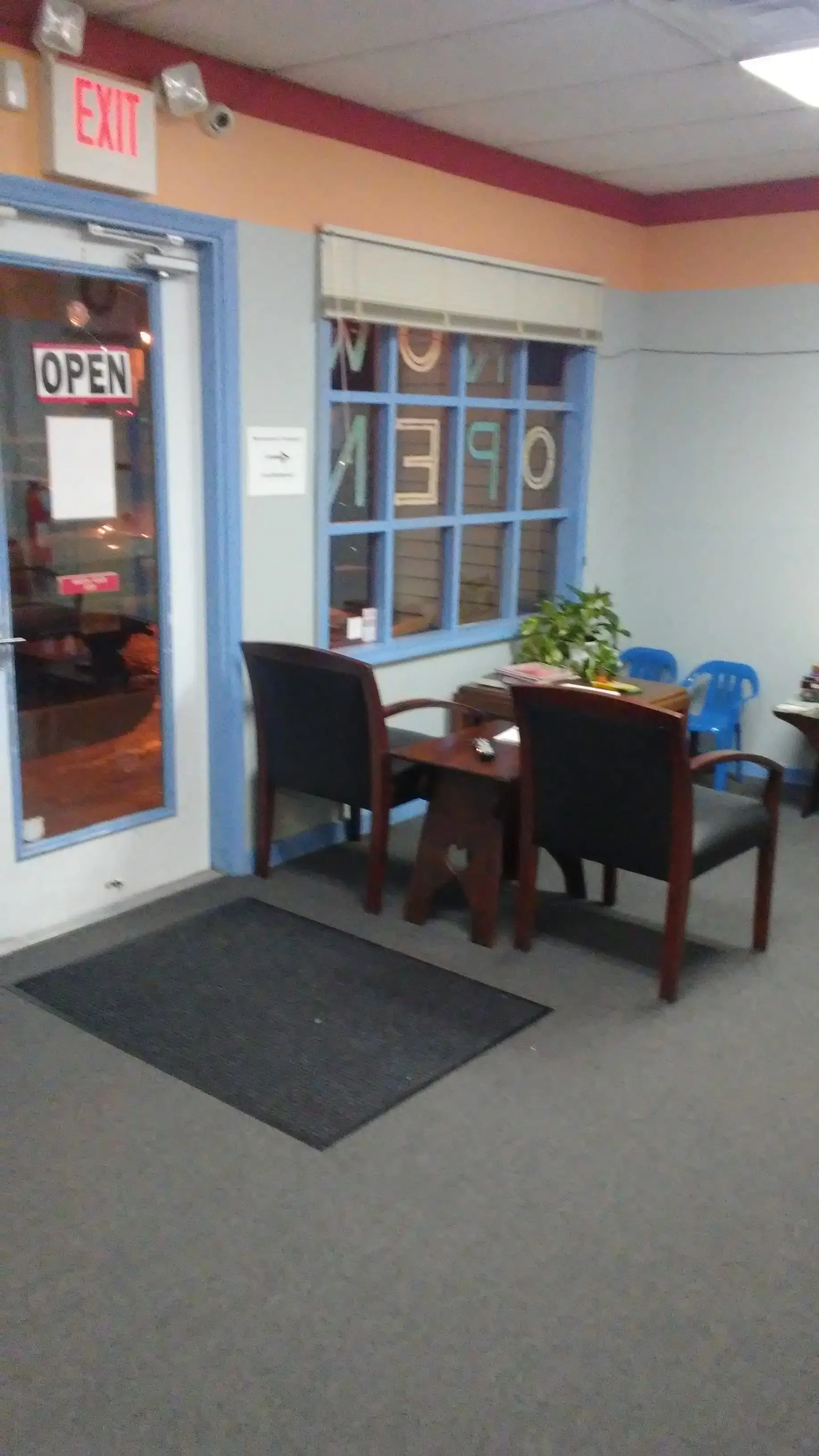 Tri-Town Laundromat thumbnail 14