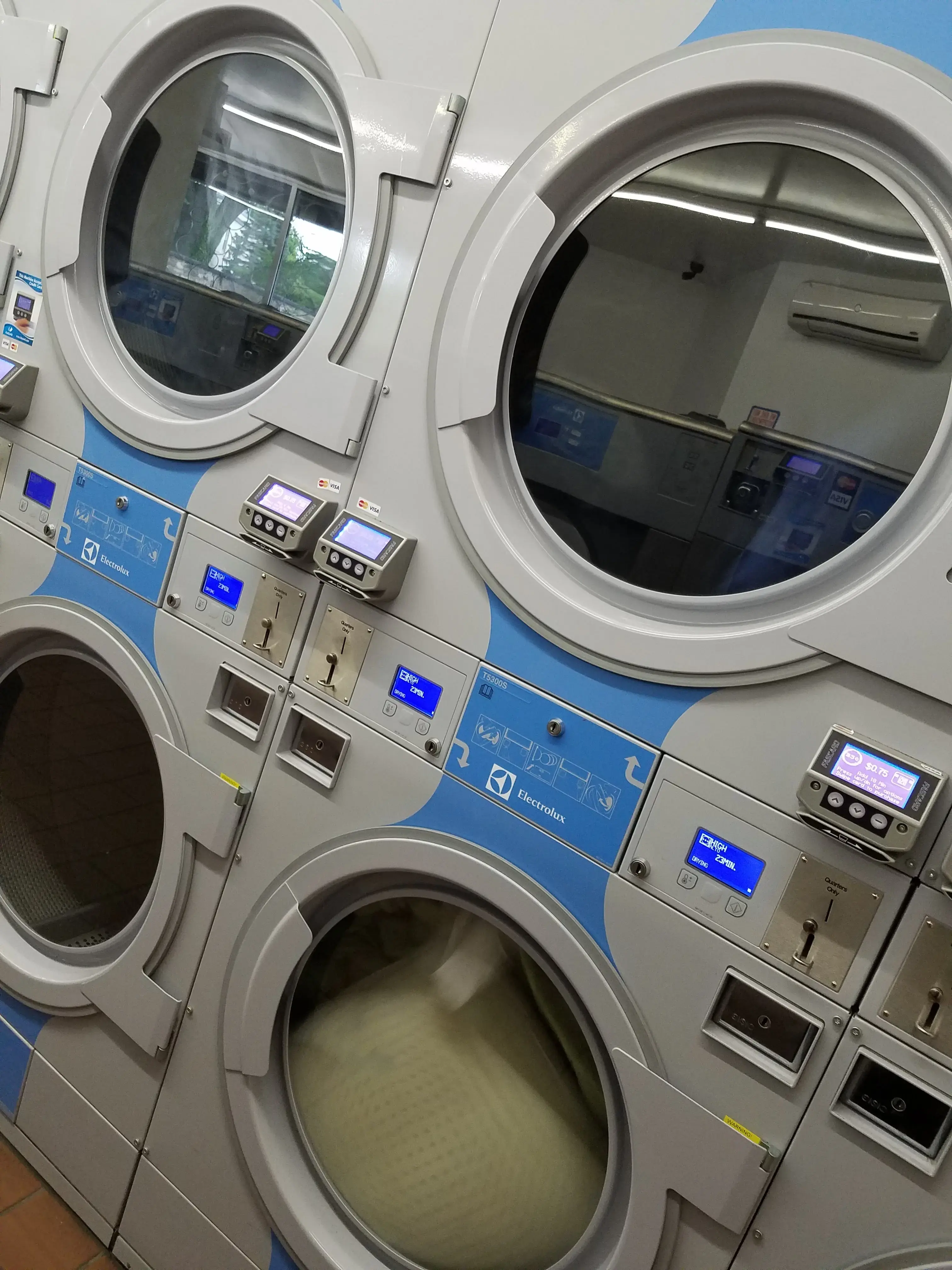 Triangle Coin Wash - Image 8