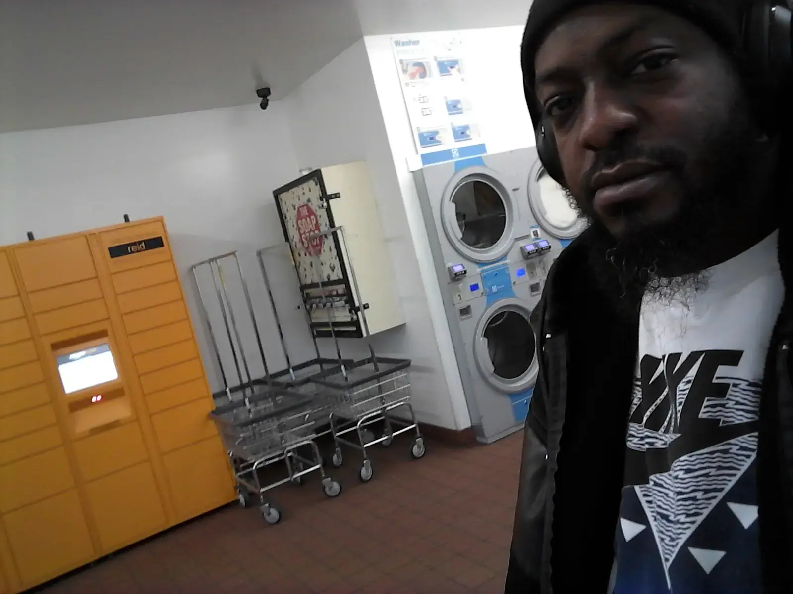 Triangle Coin Wash thumbnail 17