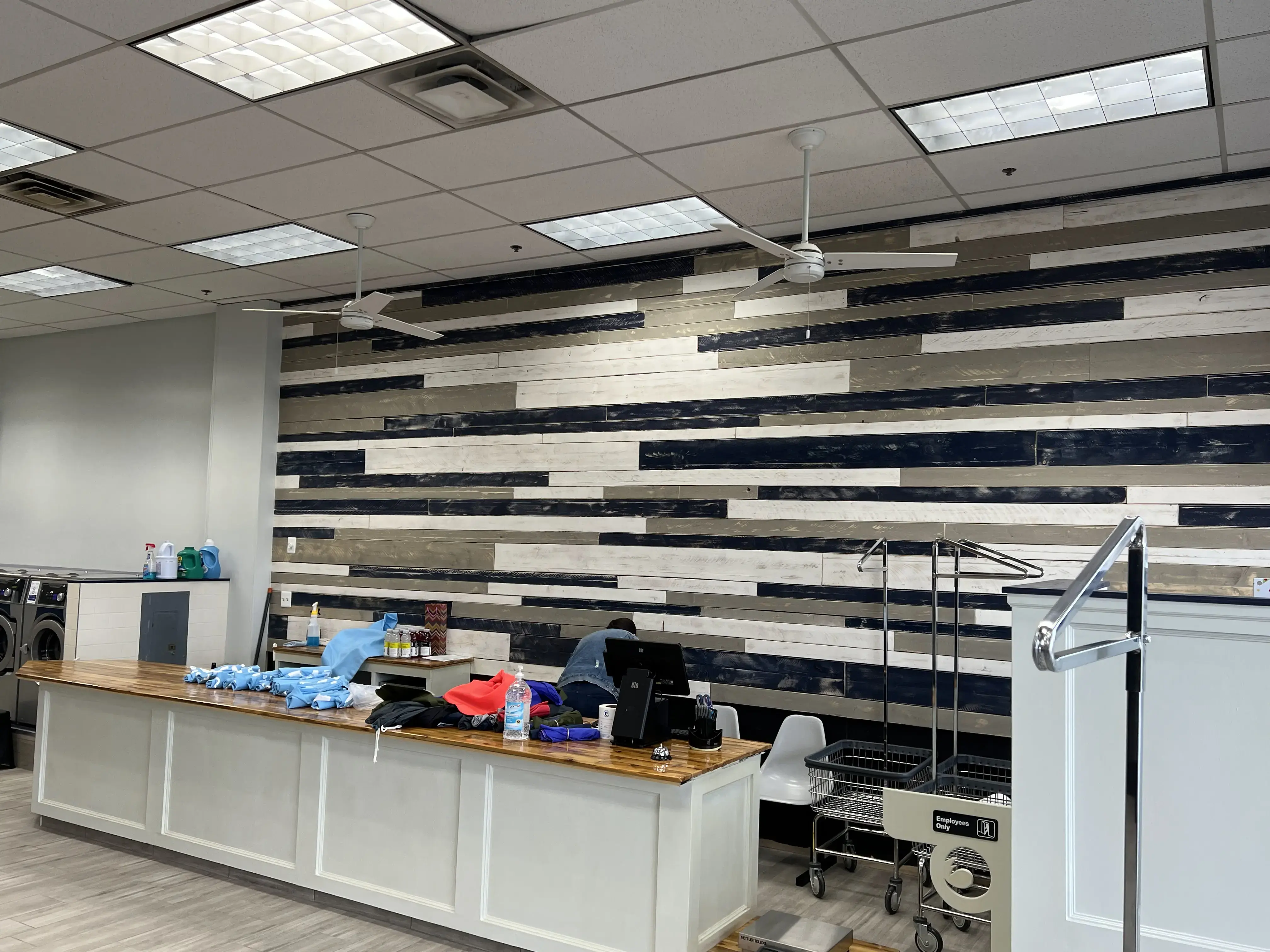 Triple Clean Laundromat - Image 4