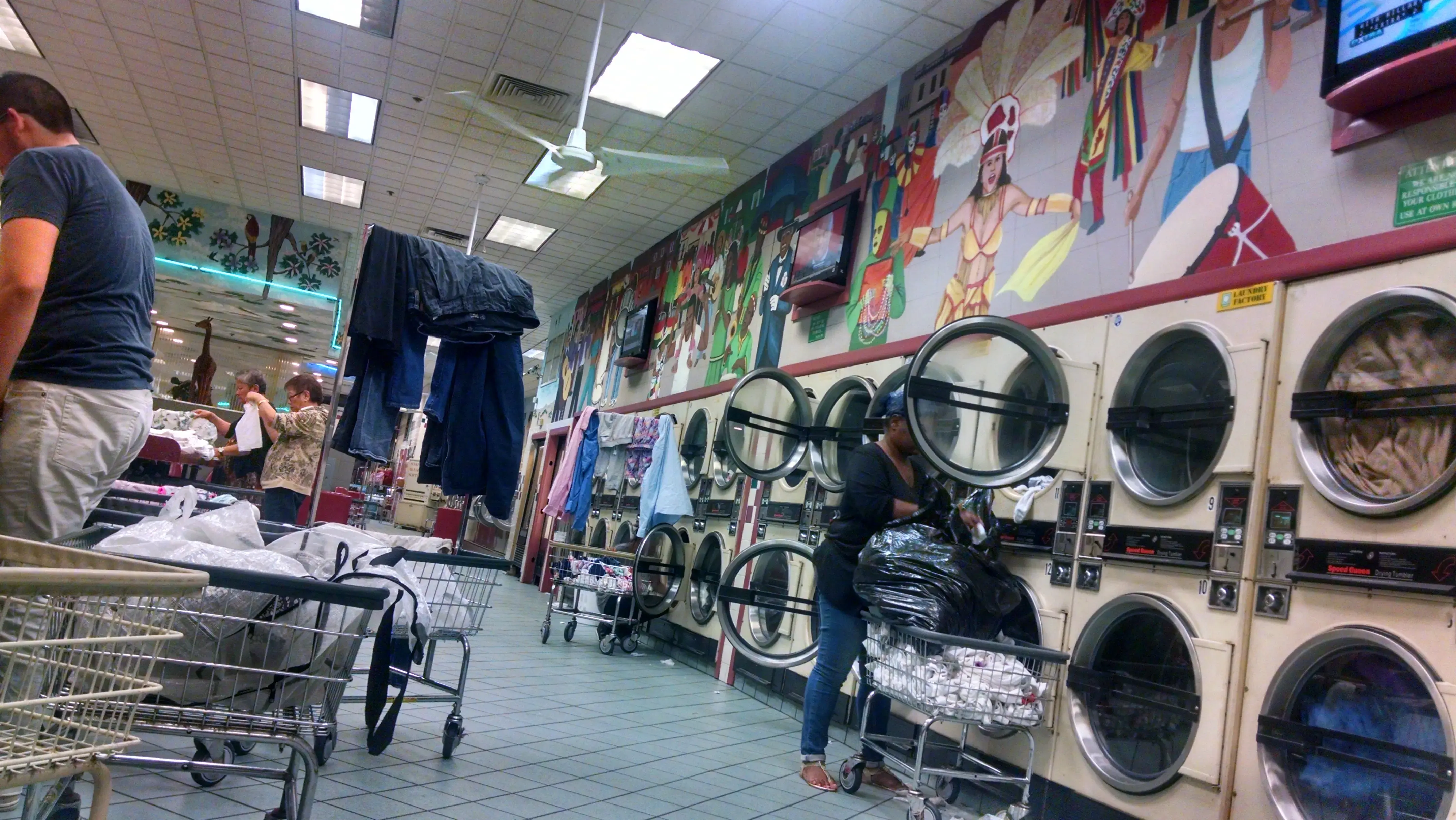 Triple Clean Laundromat - Image 9