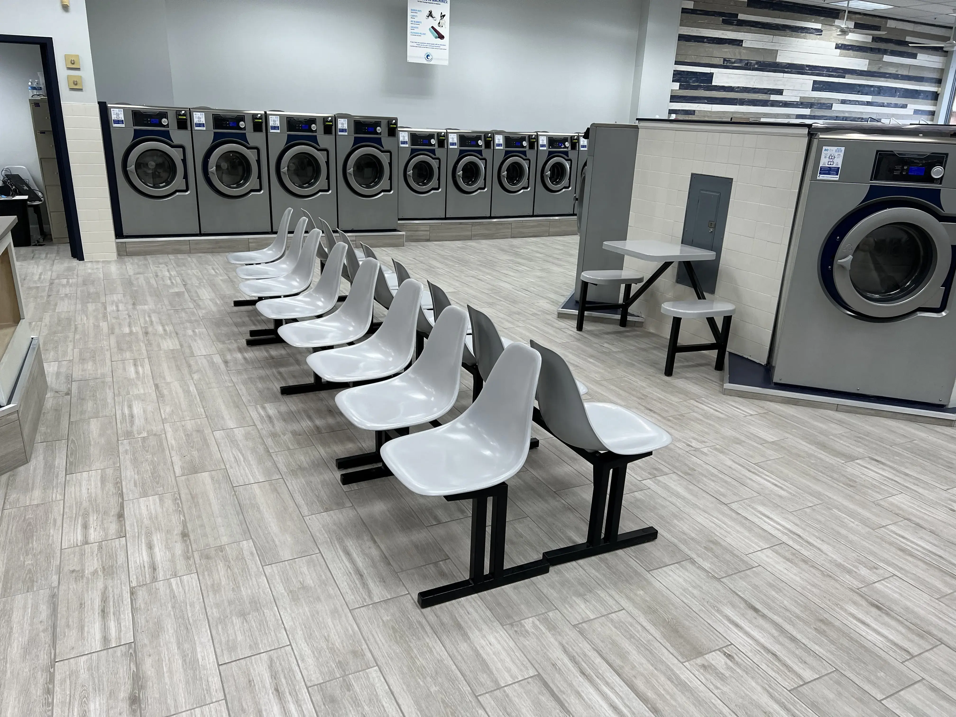 Triple Clean Laundromat thumbnail 2