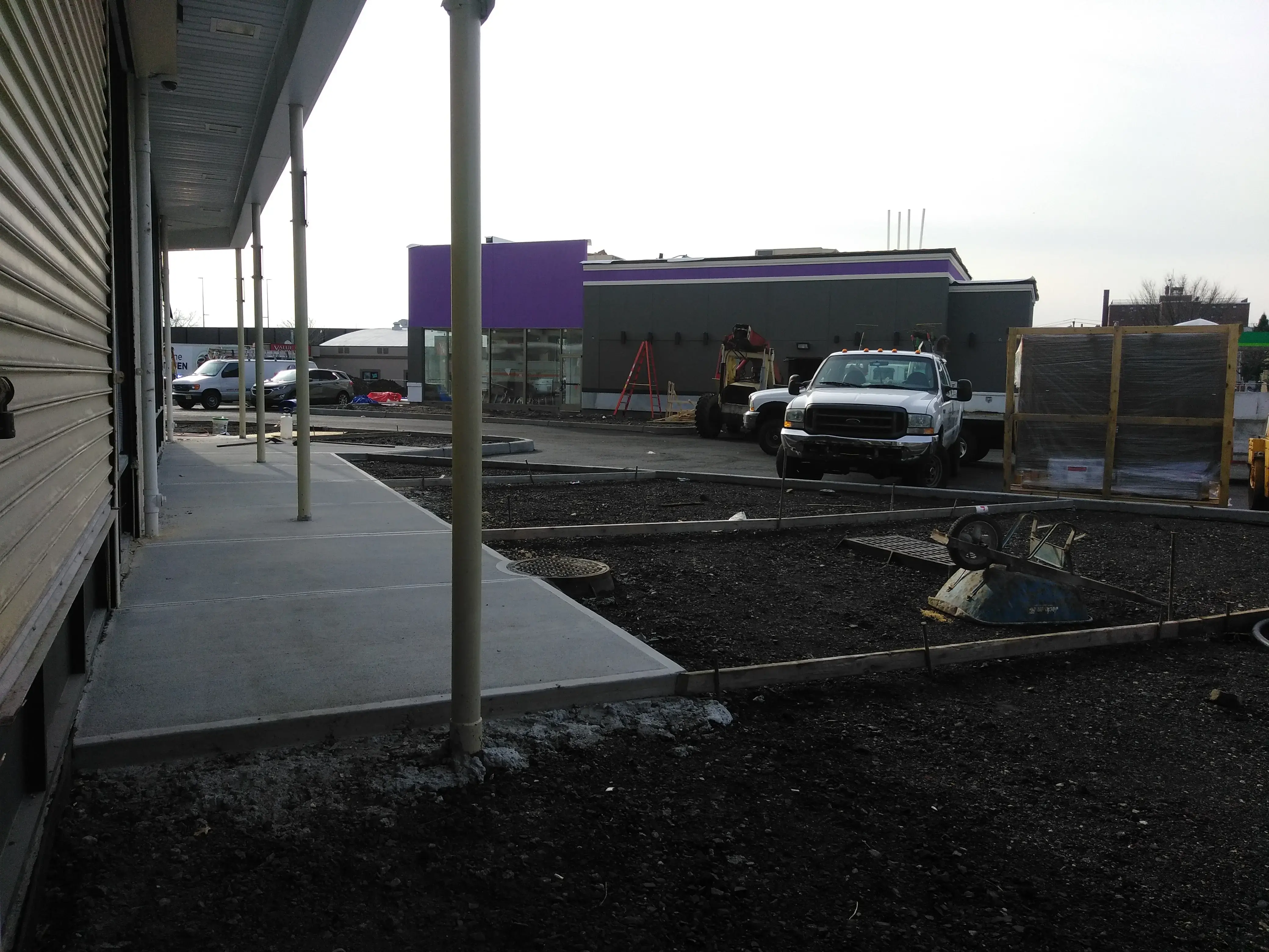 Triple Clean Laundromat - Image 8