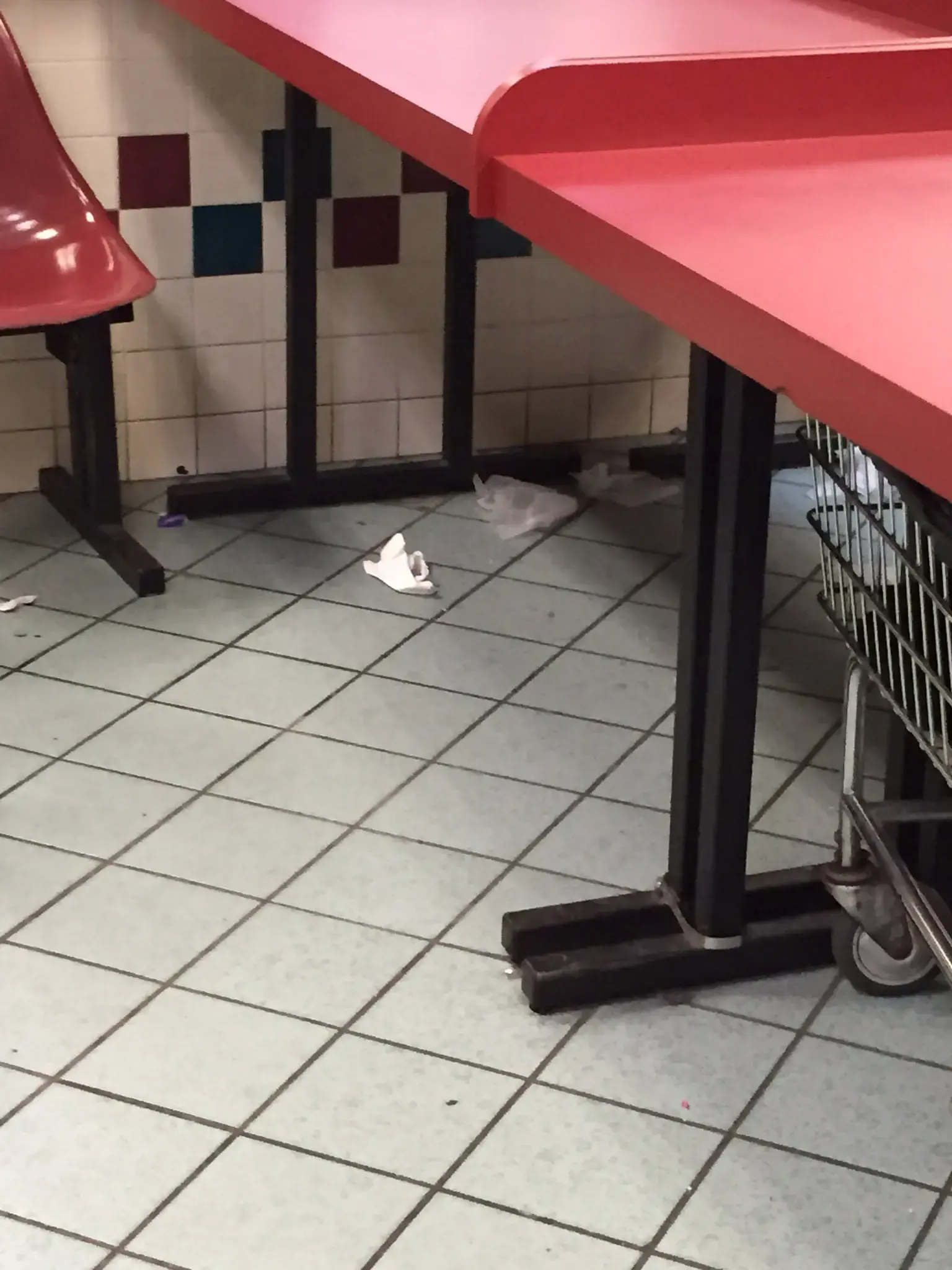 Triple Clean Laundromat - Image 11