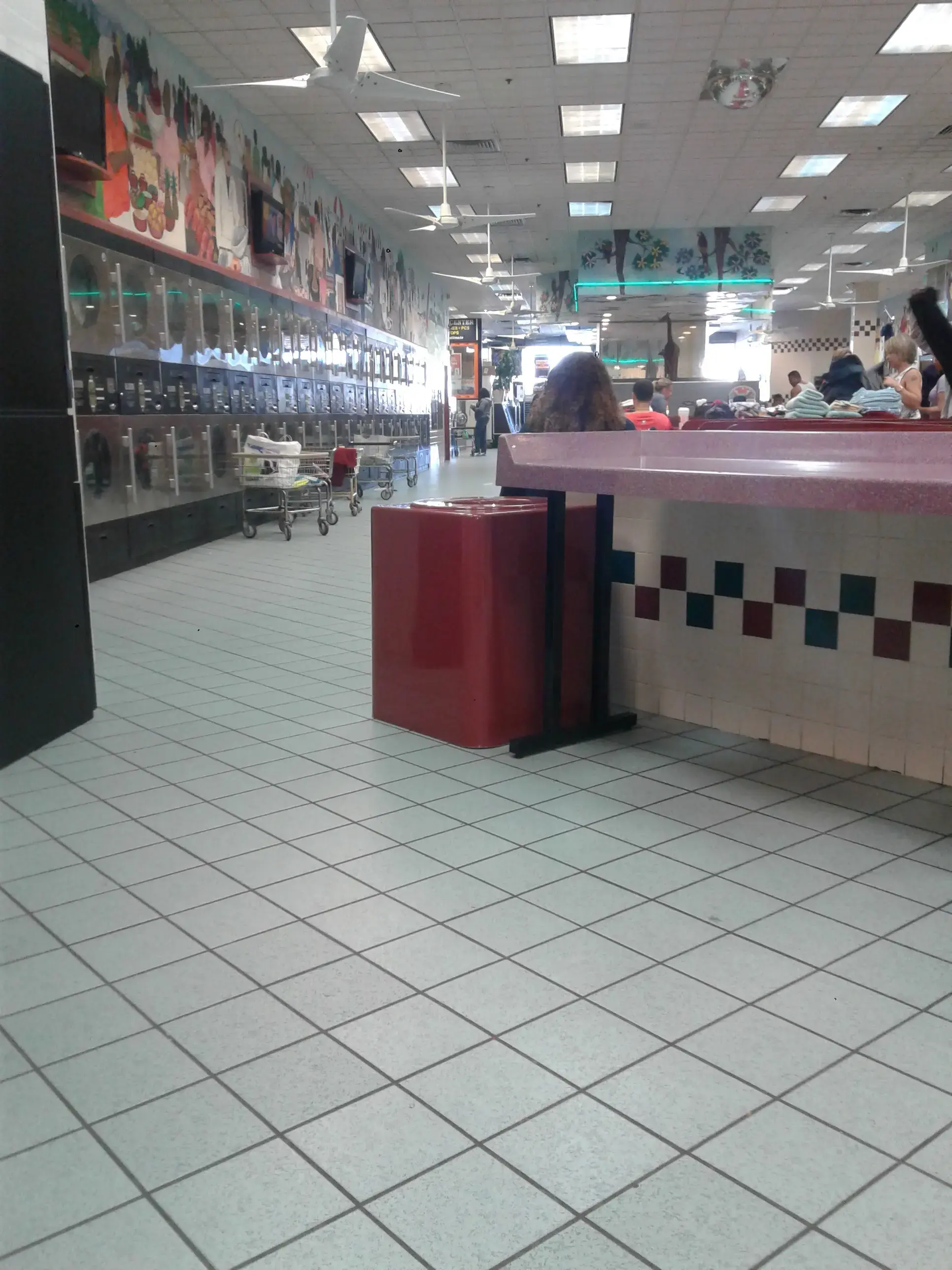 Triple Clean Laundromat thumbnail 16