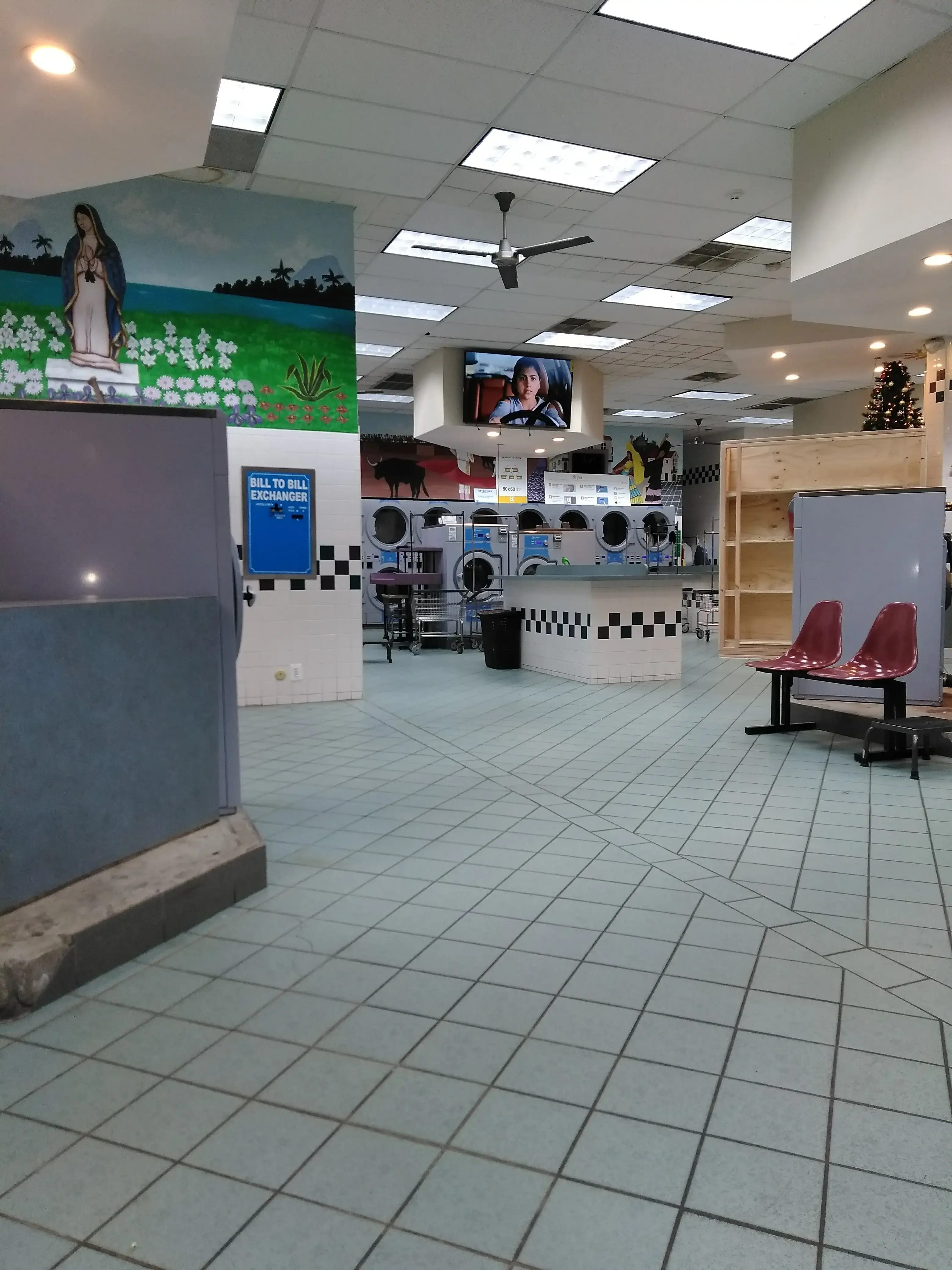 Triple Clean Laundromat thumbnail 7