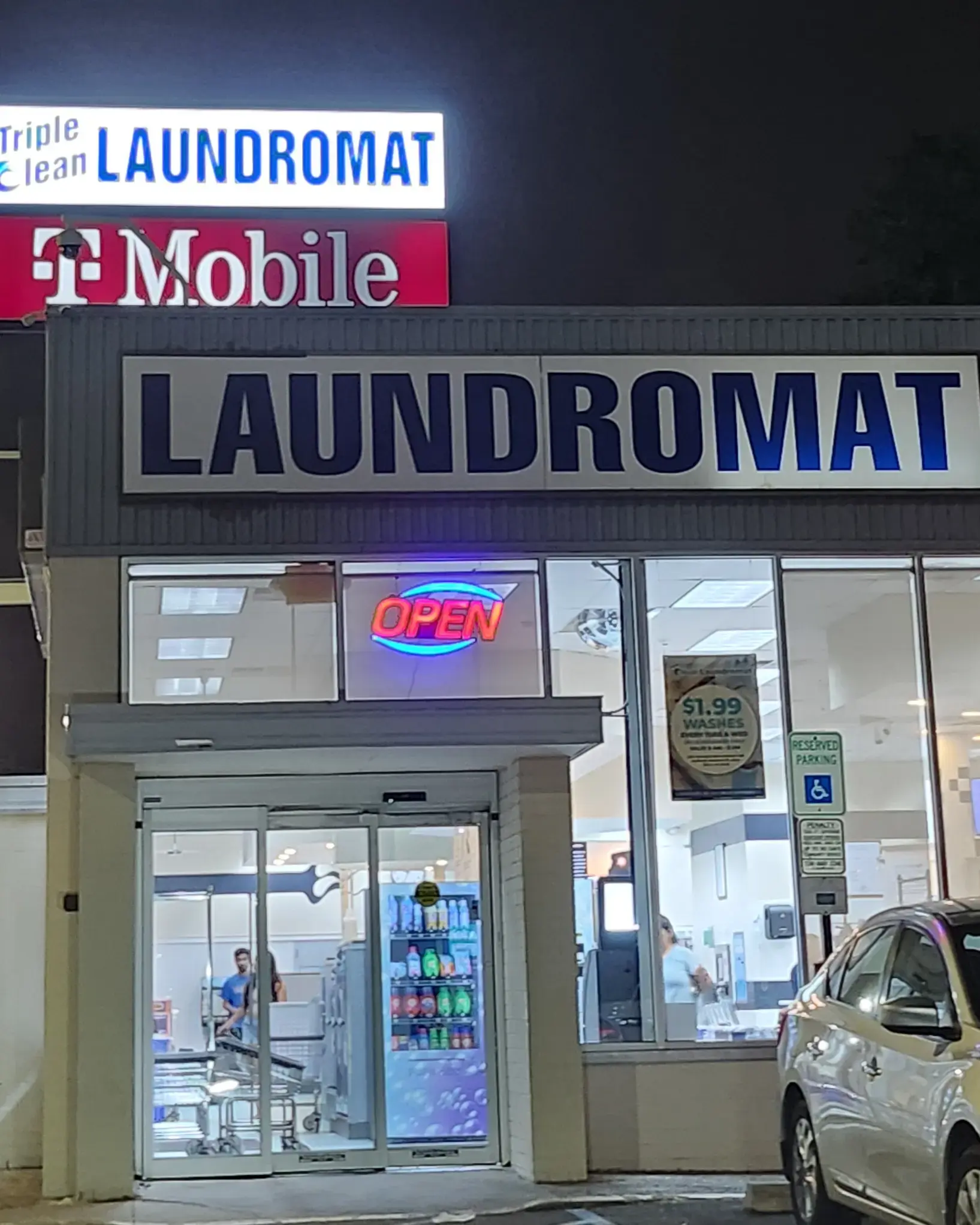 Triple Clean Laundromat thumbnail 3