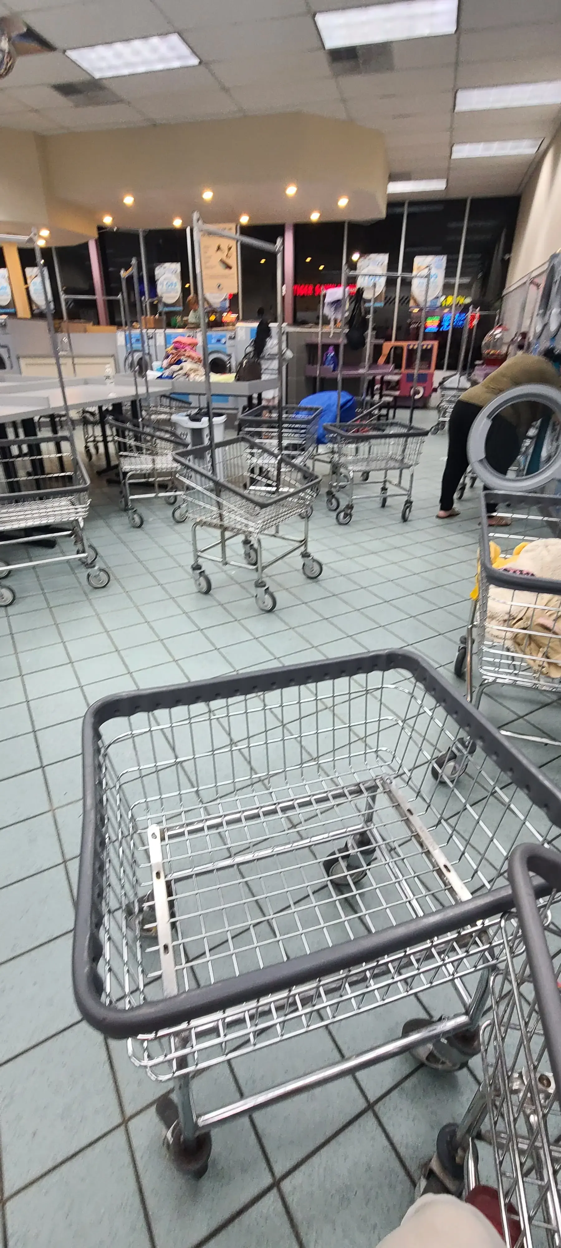 Triple Clean Laundromat thumbnail 8