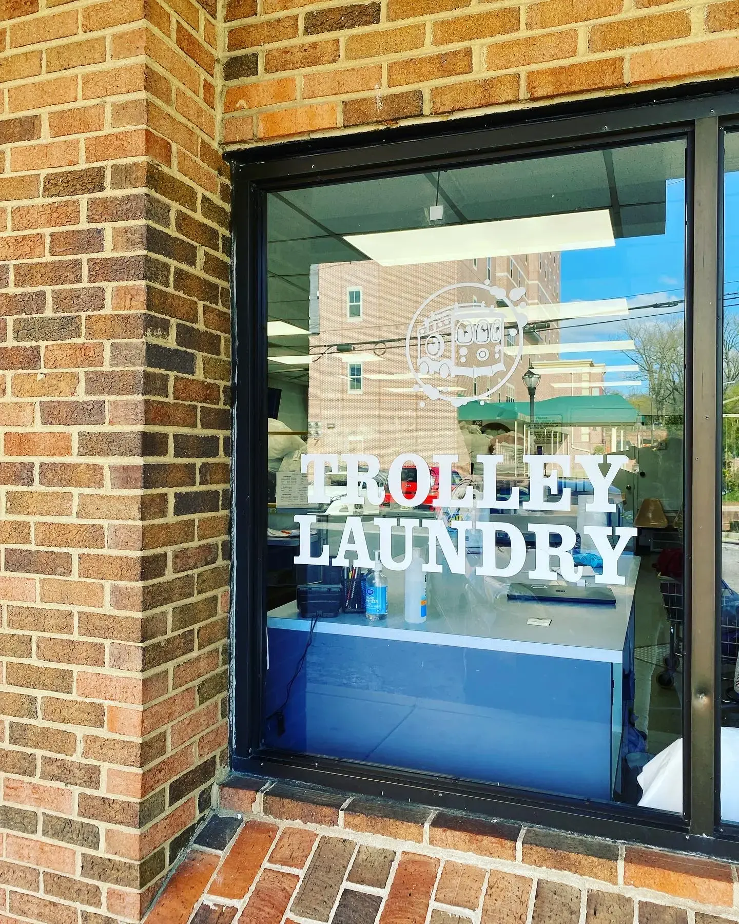Trolley Laundry thumbnail 4