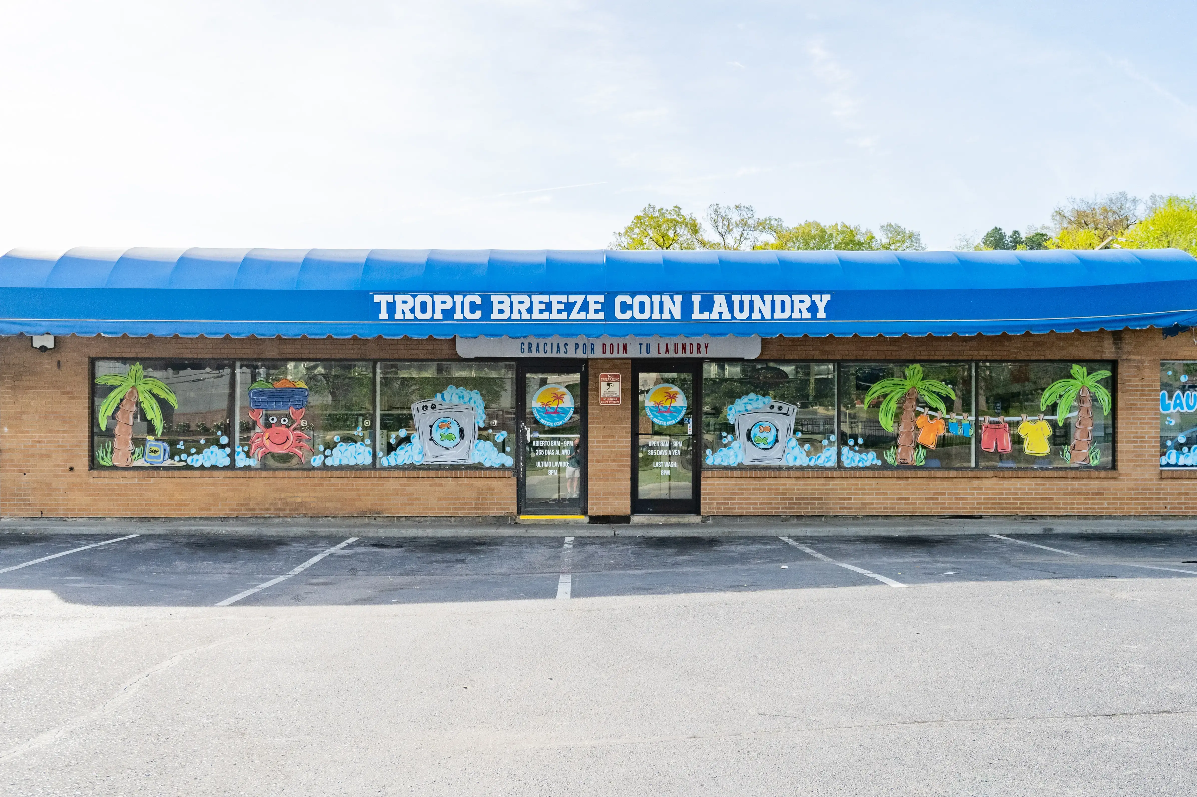 Tropic Breeze Laundry - Image 1