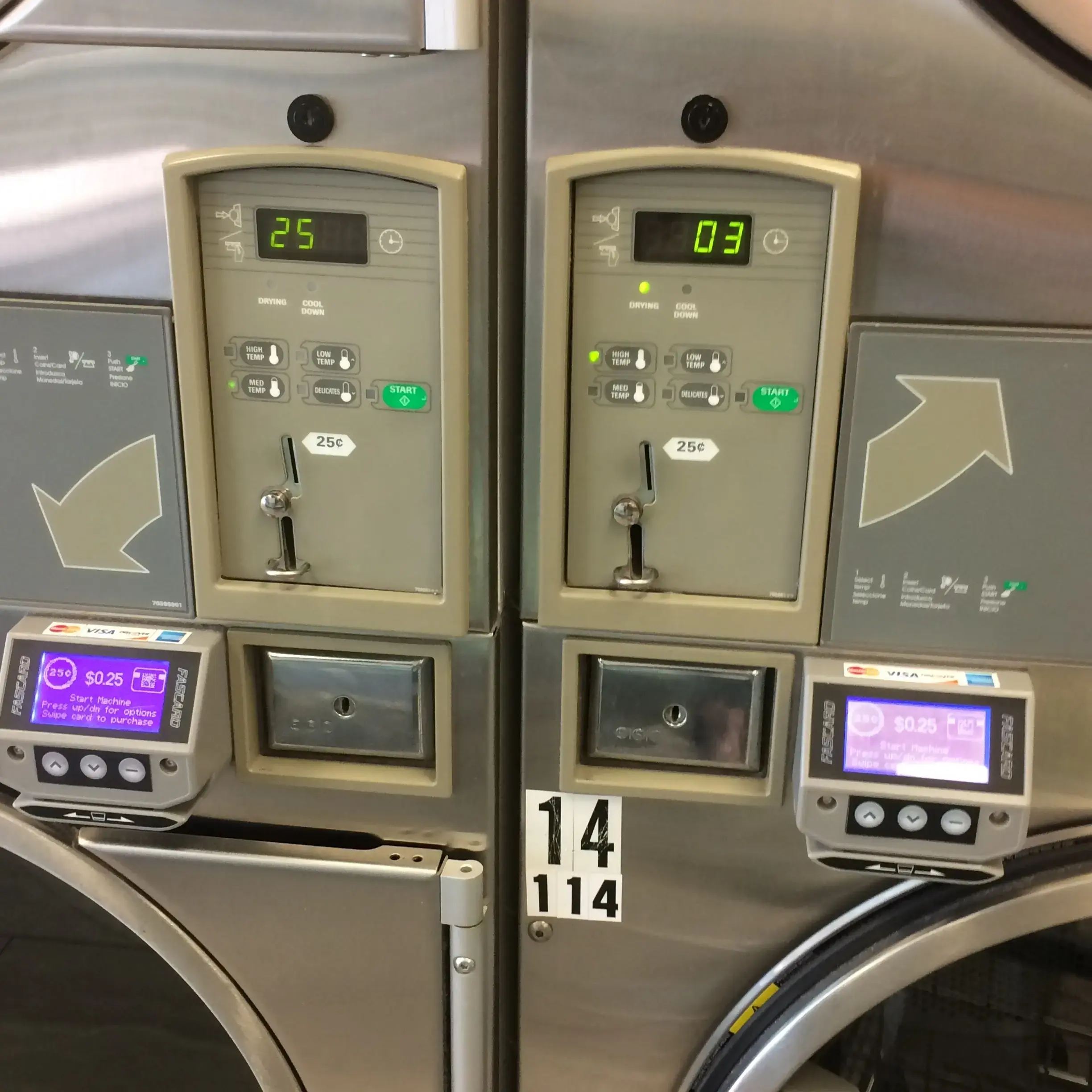 Tropical Laundromat thumbnail 11