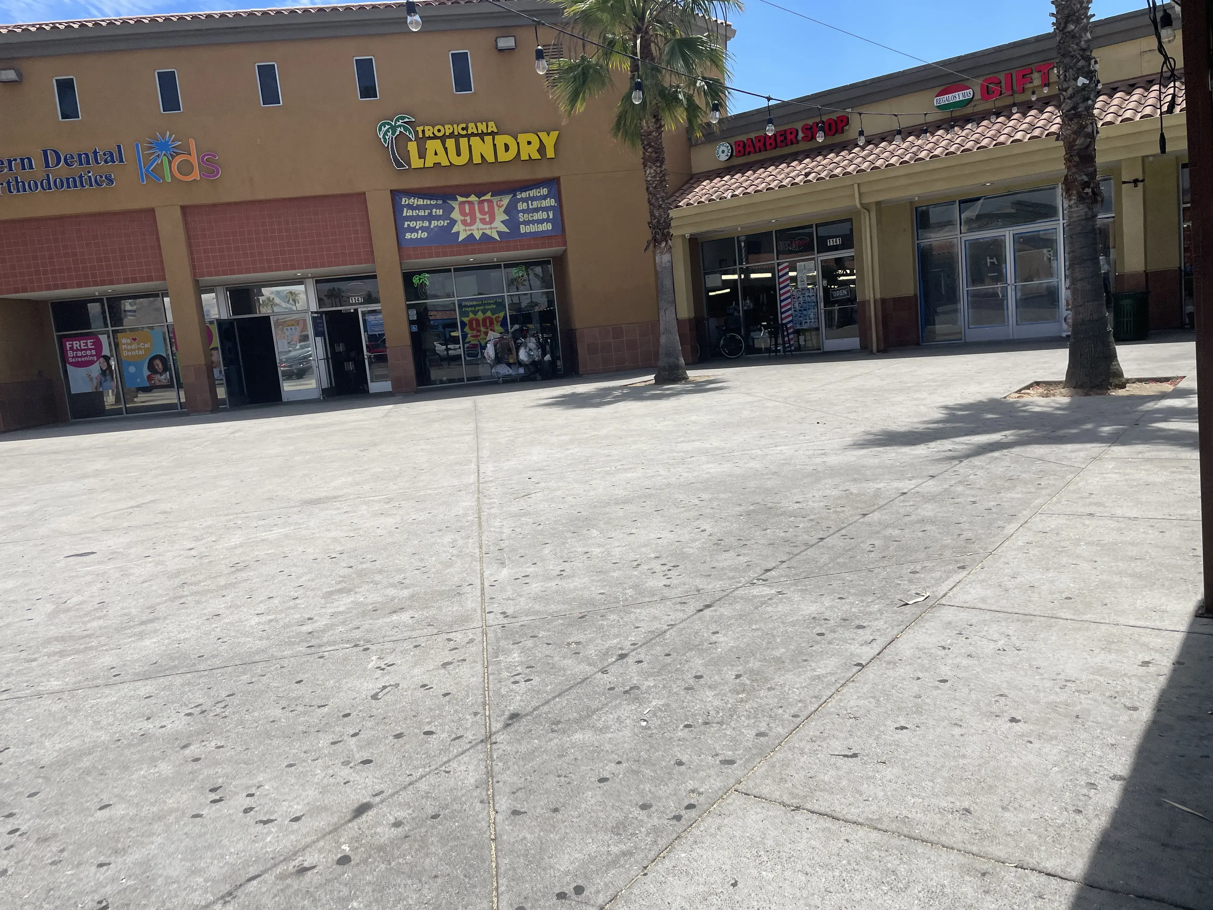 Tropicana Laundry thumbnail 2