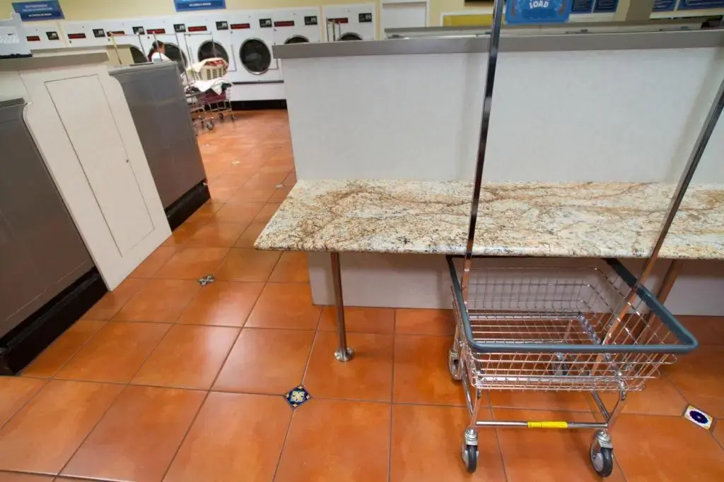 Tropicana Laundry - Image 11