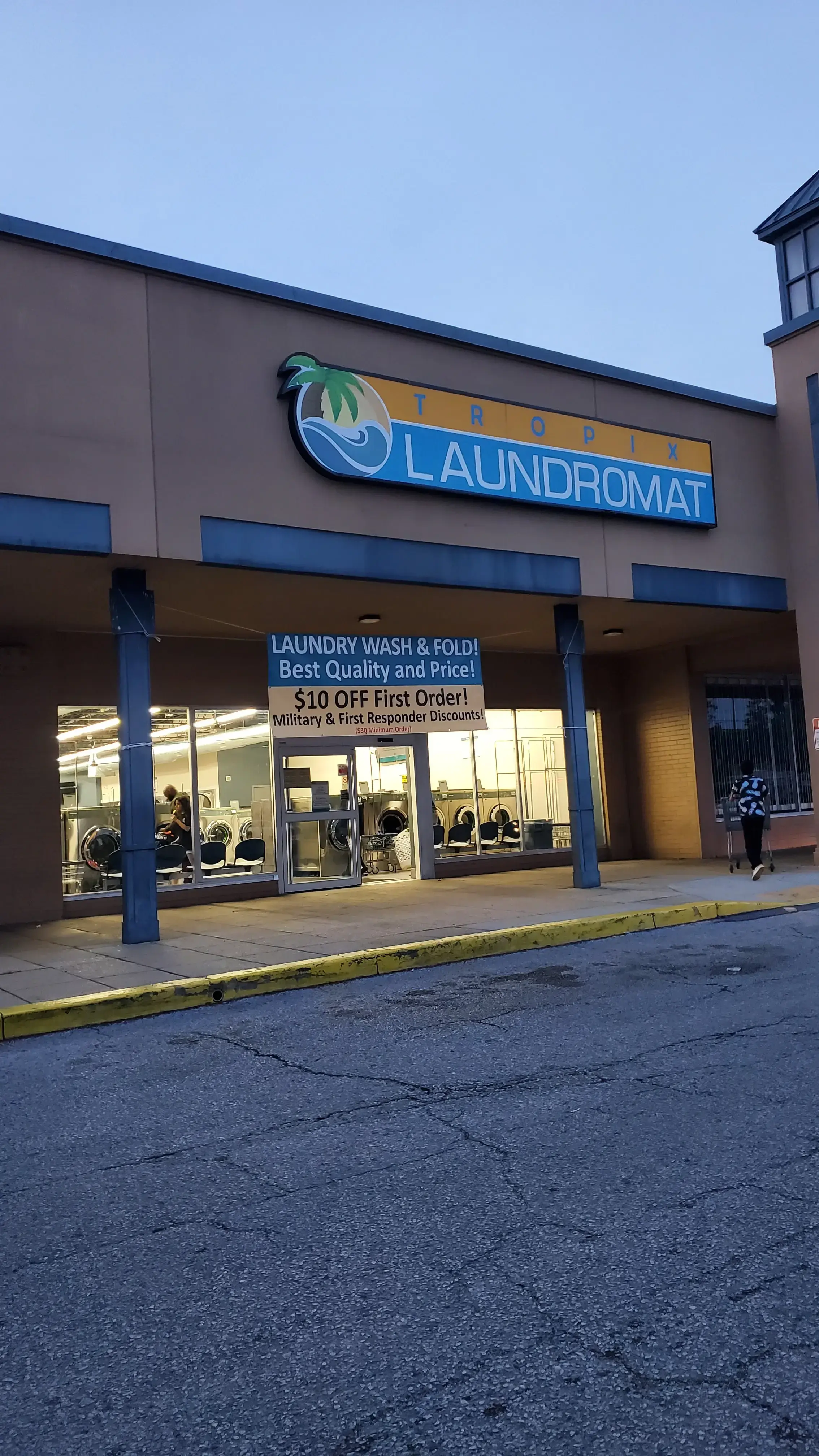 Tropix Laundromat - Camp Springs thumbnail 3