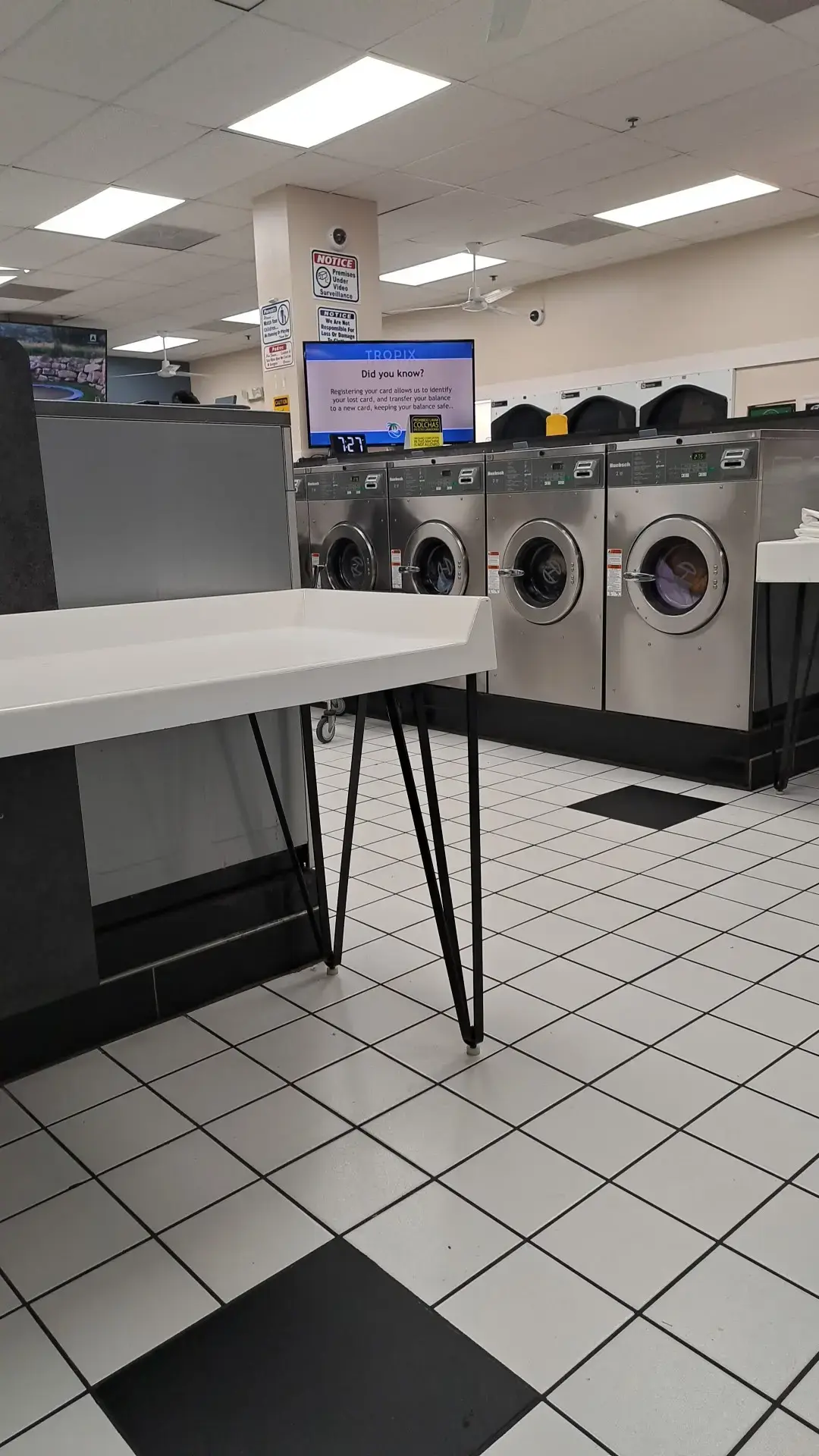 Tropix Laundromat - Gaithersburg thumbnail 9