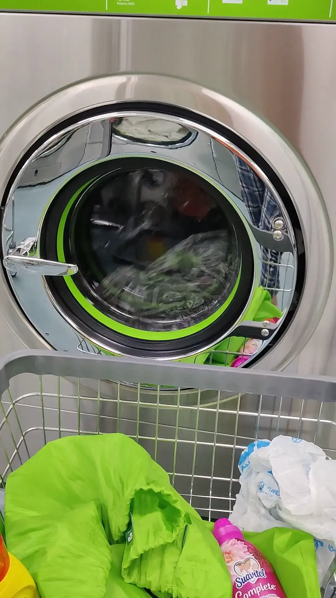 Tropix Laundromat - Silver Spring - Image 13