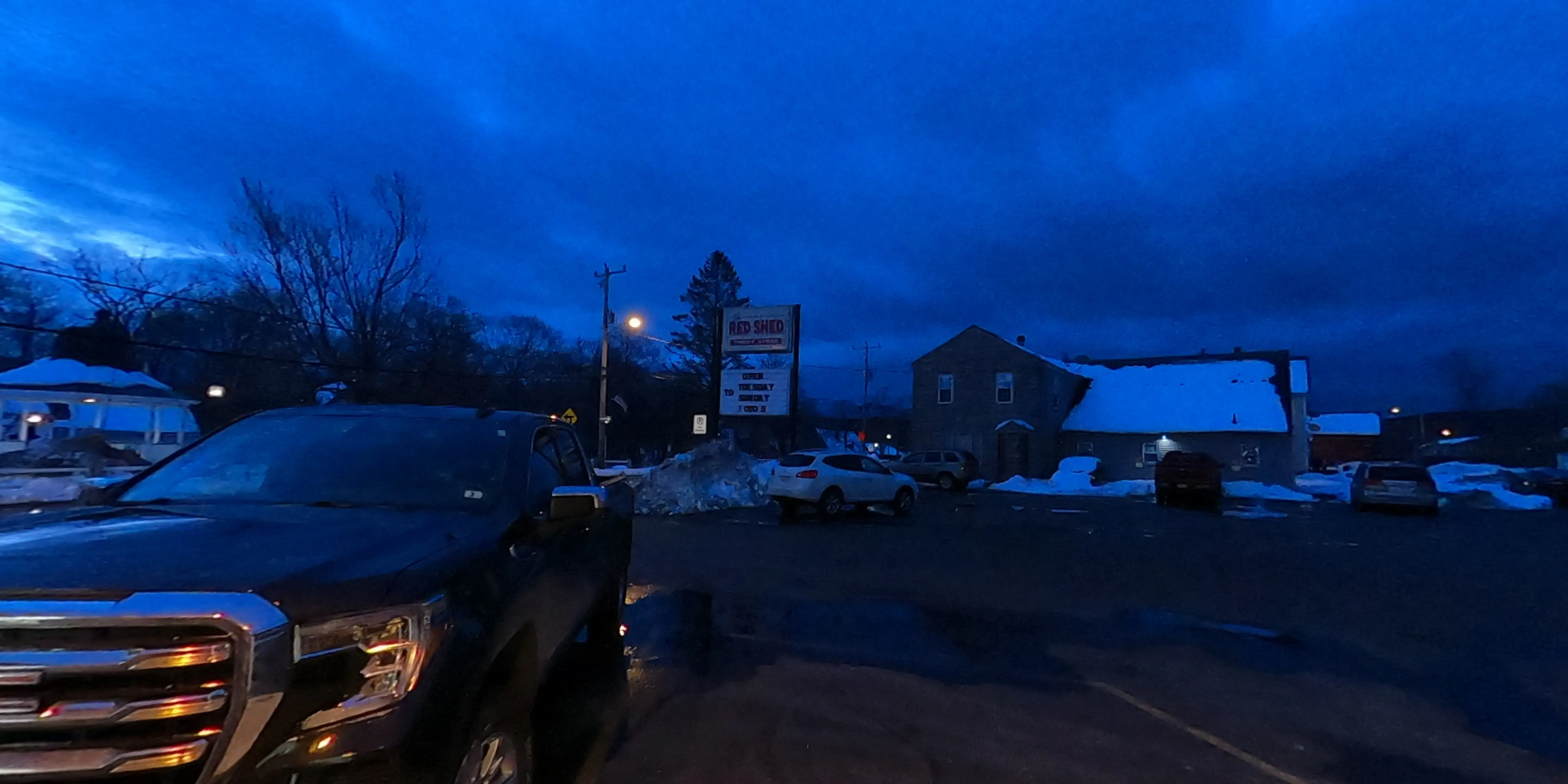 Troy Laundromat - Image 16