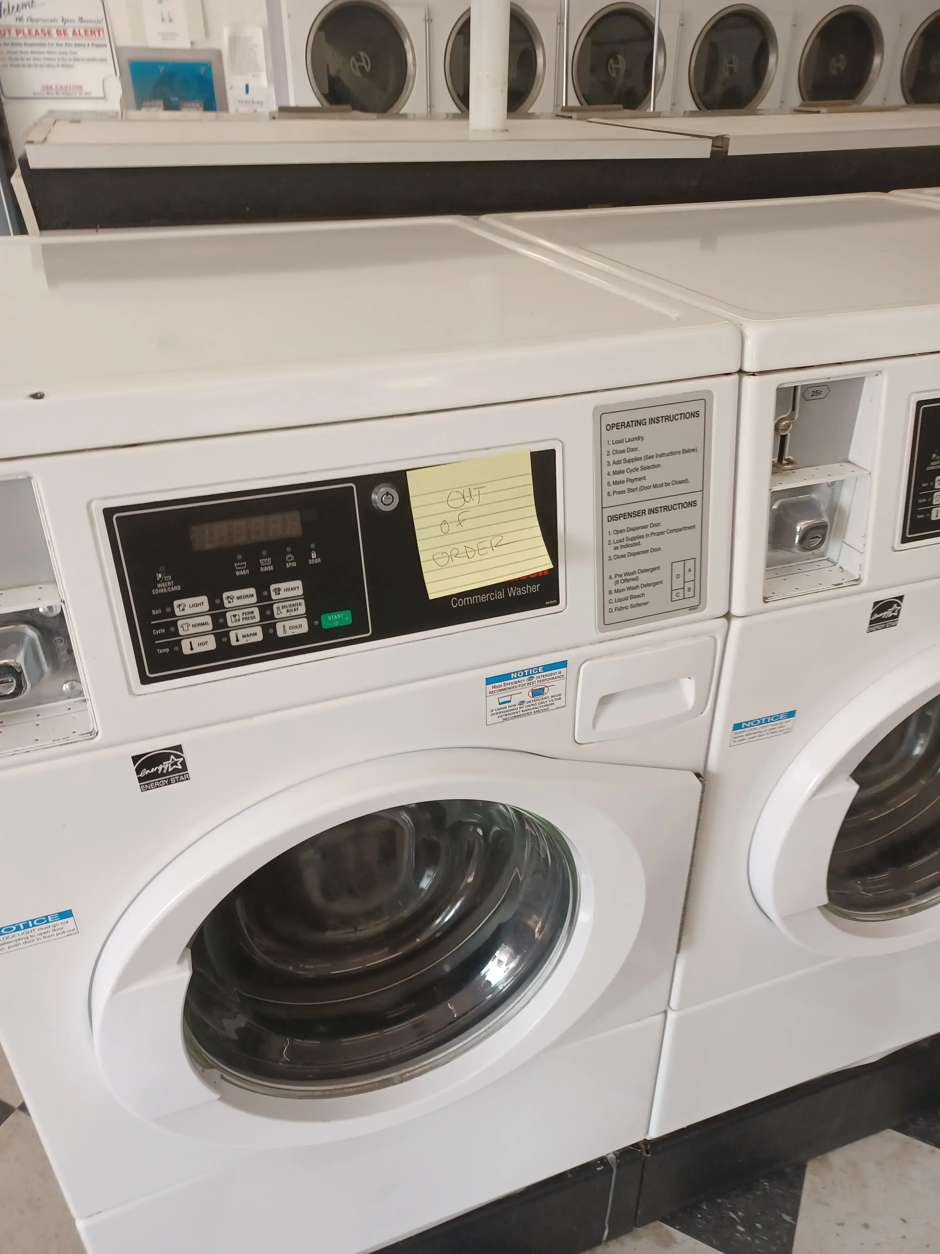 Trujillo’s Laundromat - Image 9