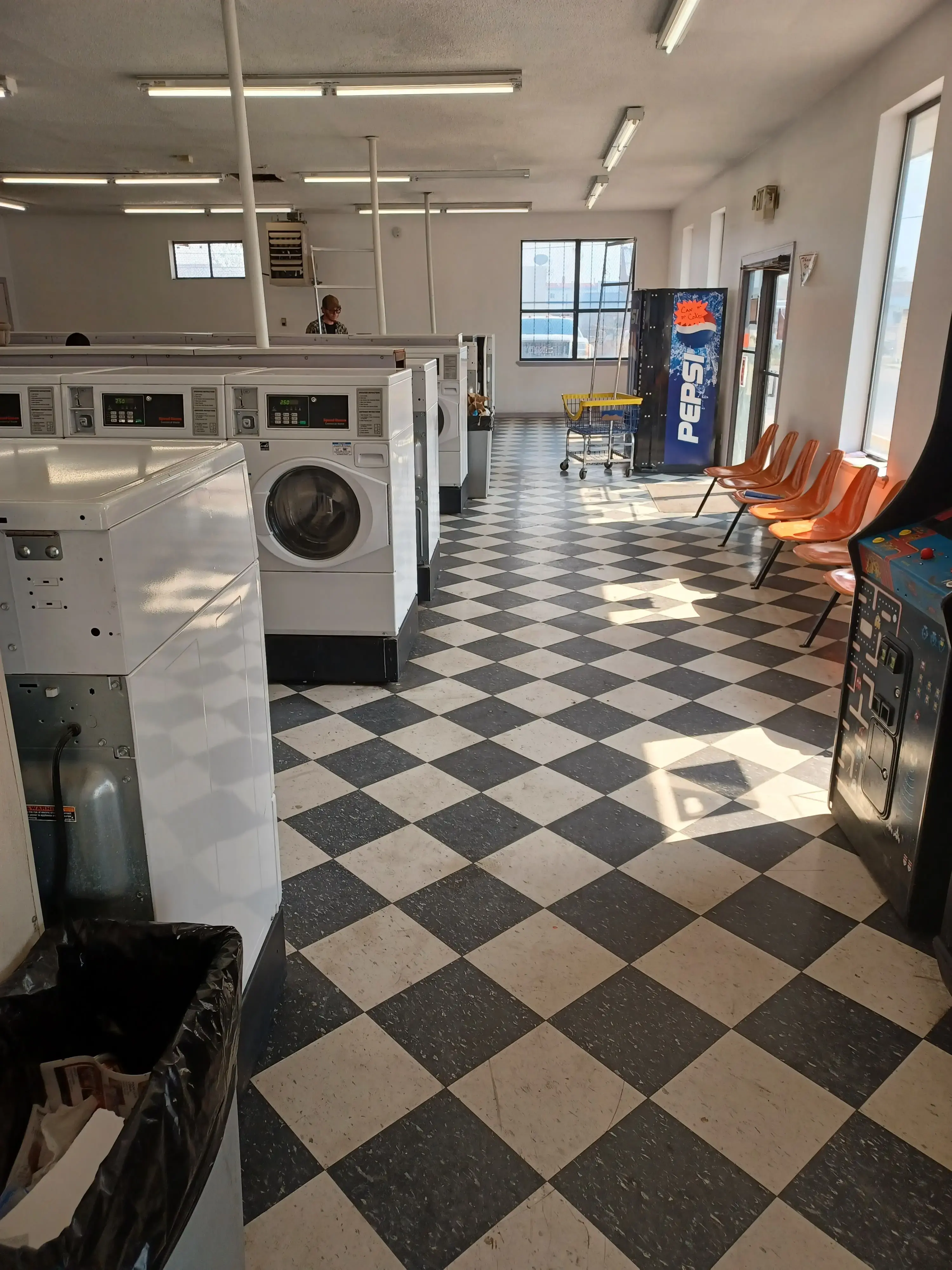 Trujillo’s Laundromat thumbnail 20