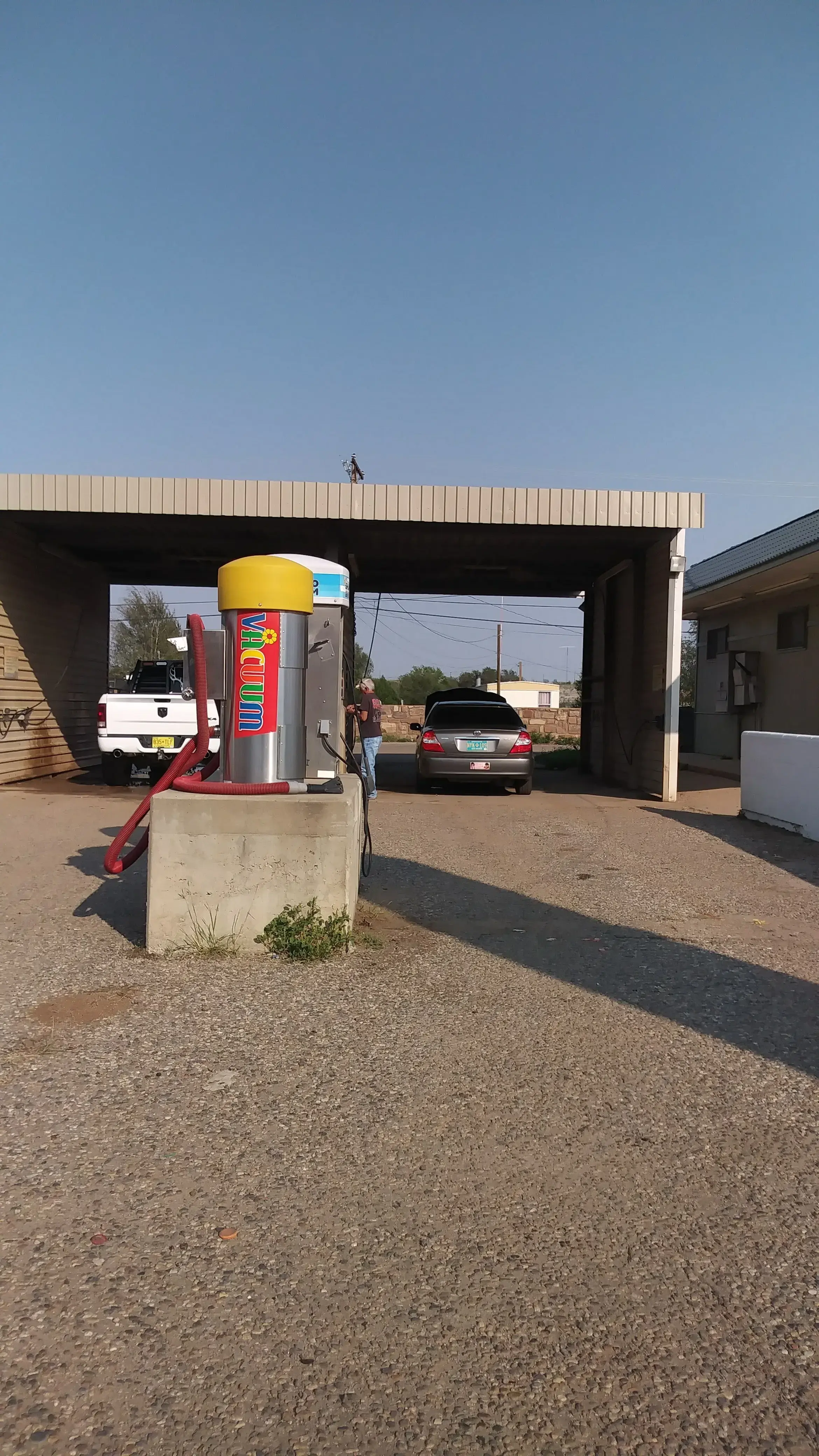 Trujillo’s Laundromat - Image 10