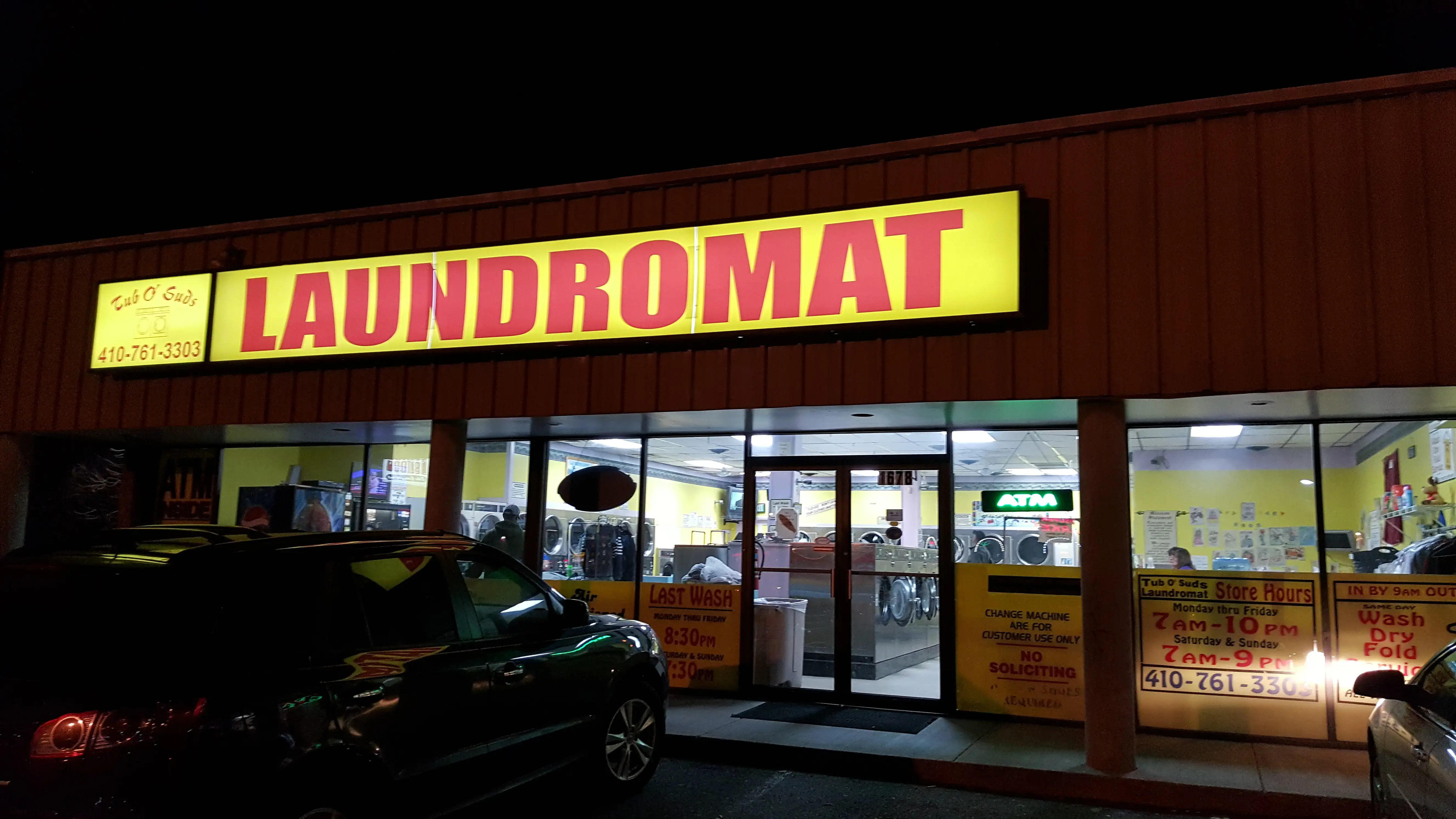 Tub O' Suds Laundromat - Image 17
