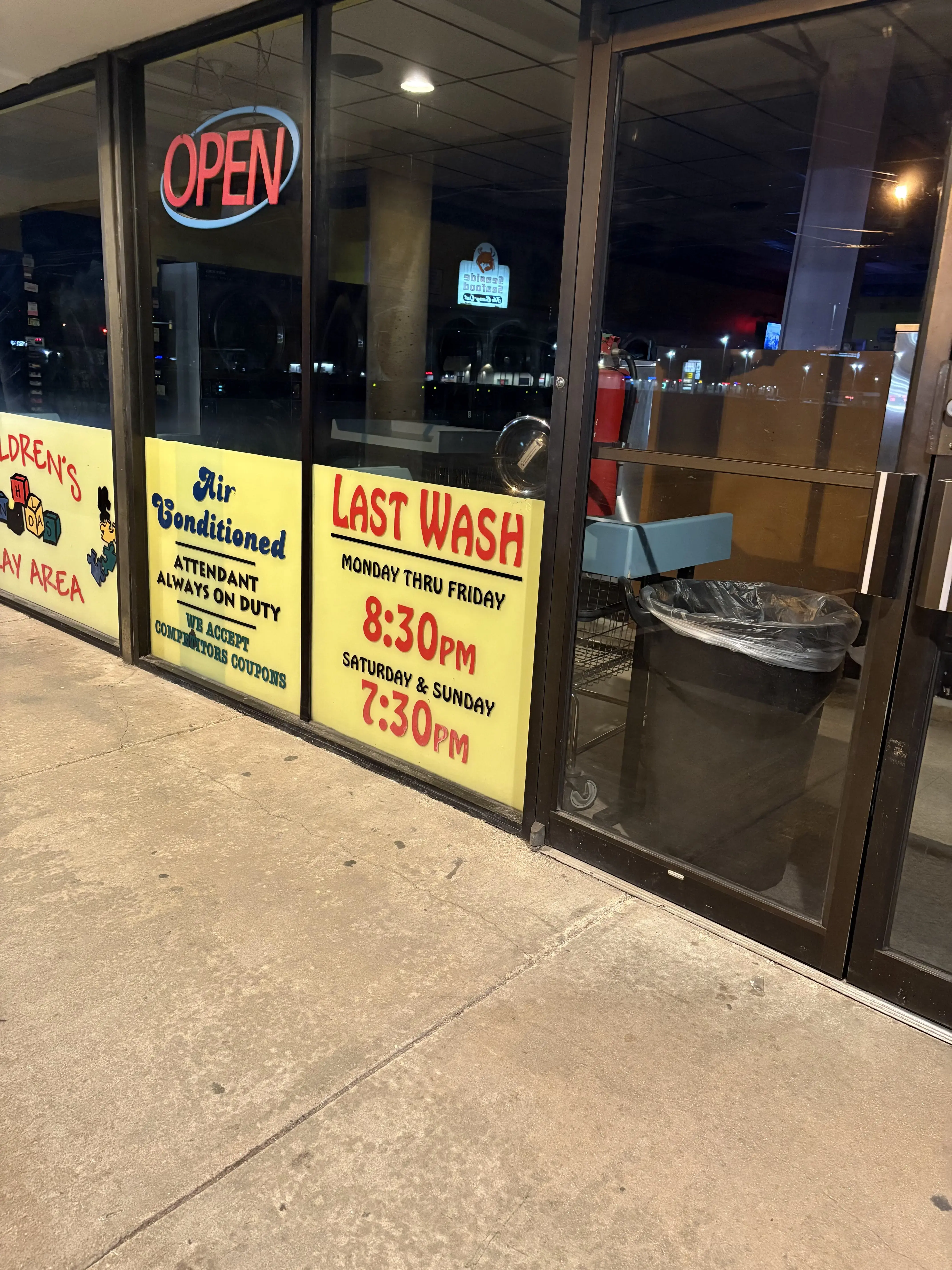 Tub O' Suds Laundromat thumbnail 6