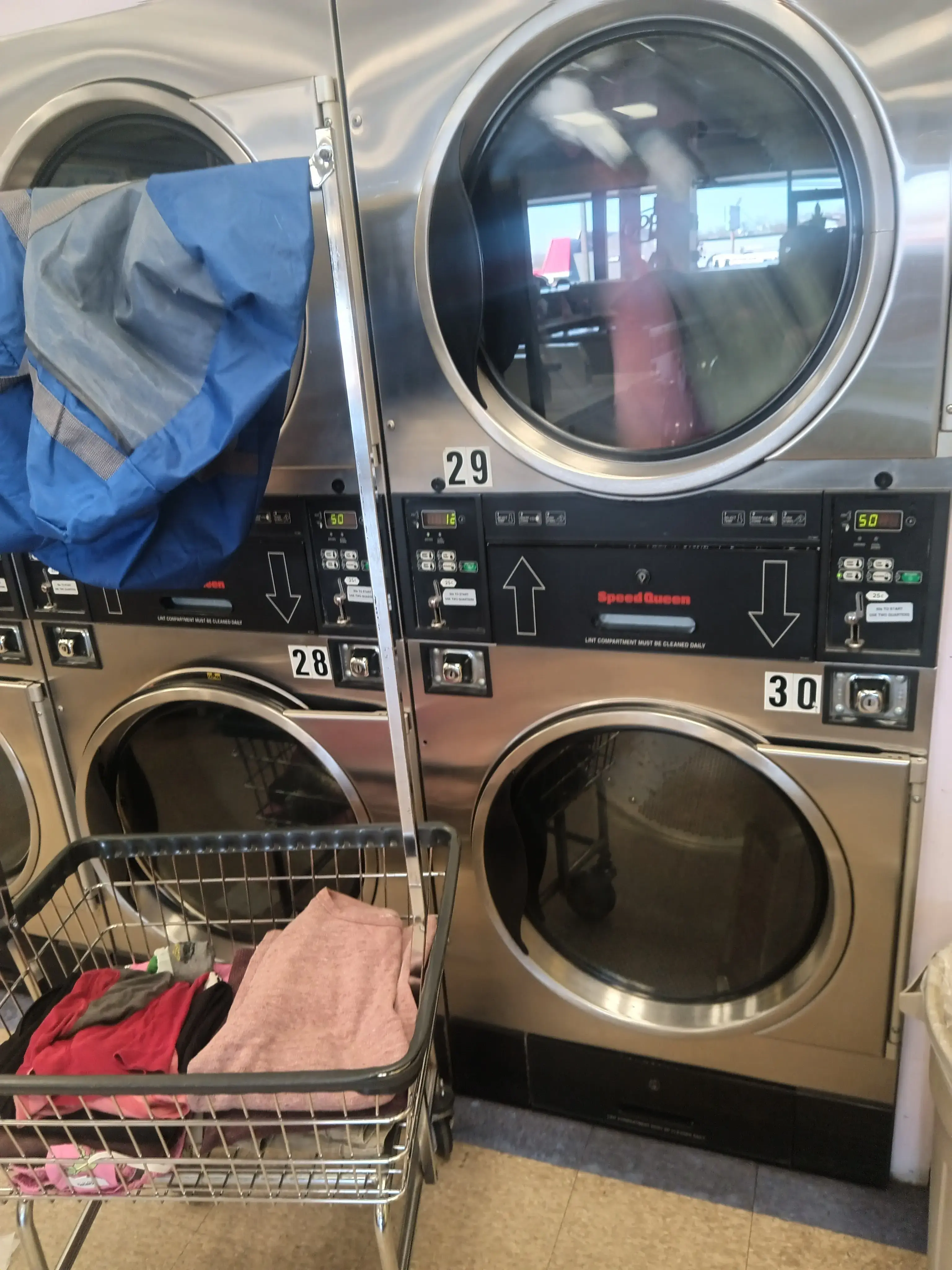Tub O' Suds Laundromat thumbnail 3