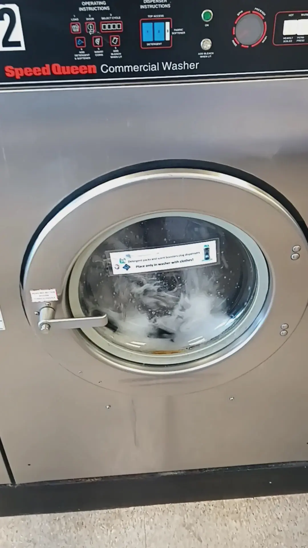 Tub O' Suds Laundromat thumbnail 10