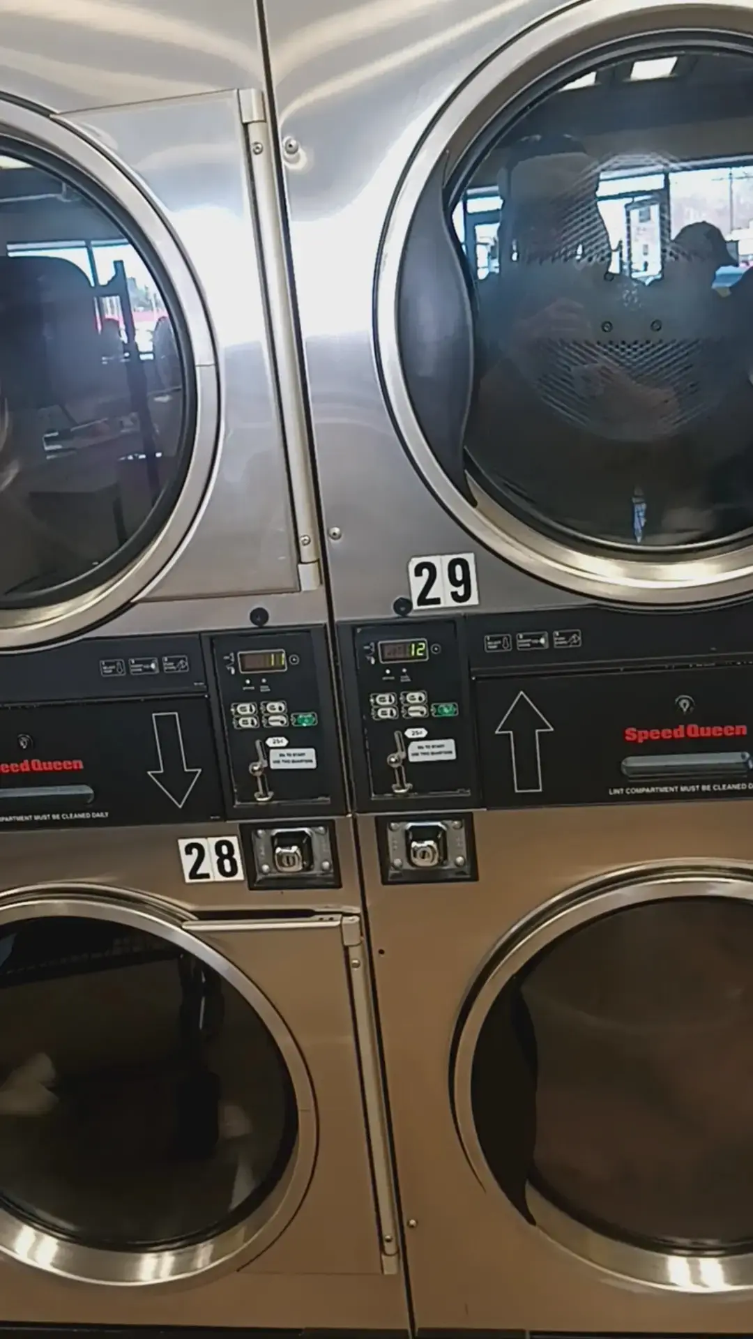 Tub O' Suds Laundromat thumbnail 13