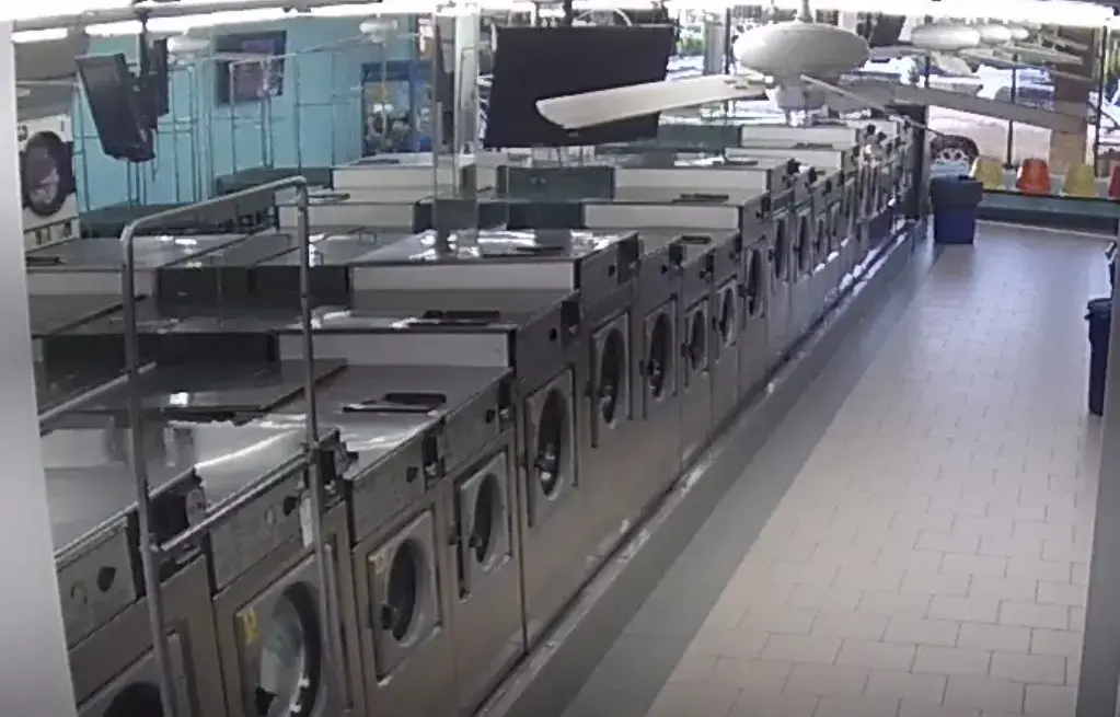 Tub & Tumble Laundromat thumbnail 8