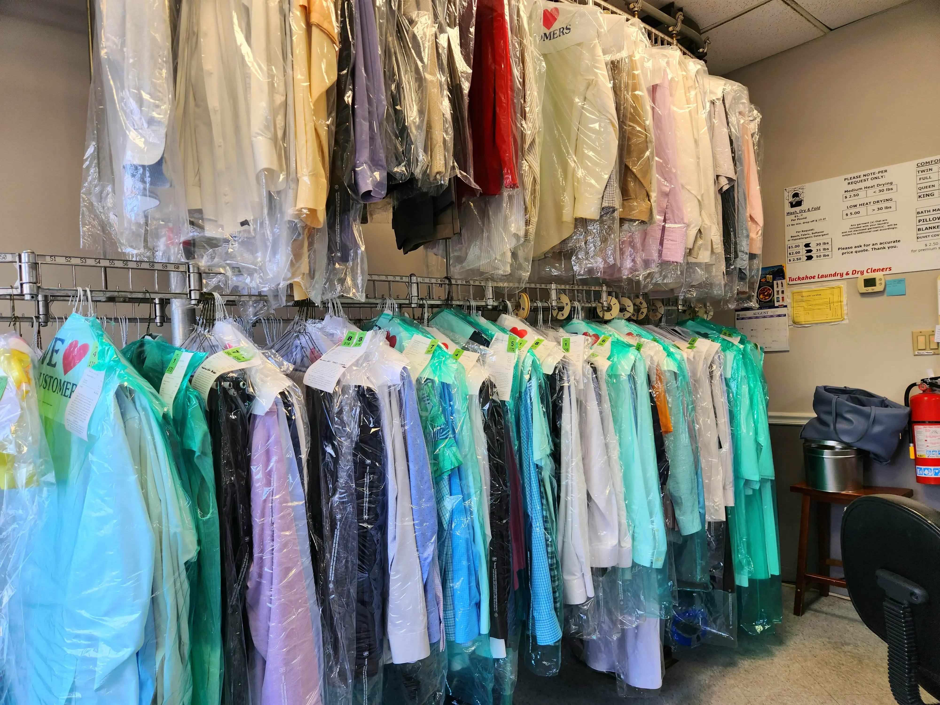 Tuckahoe Laundry & Dry Cleaners - Laundromat - Image 13