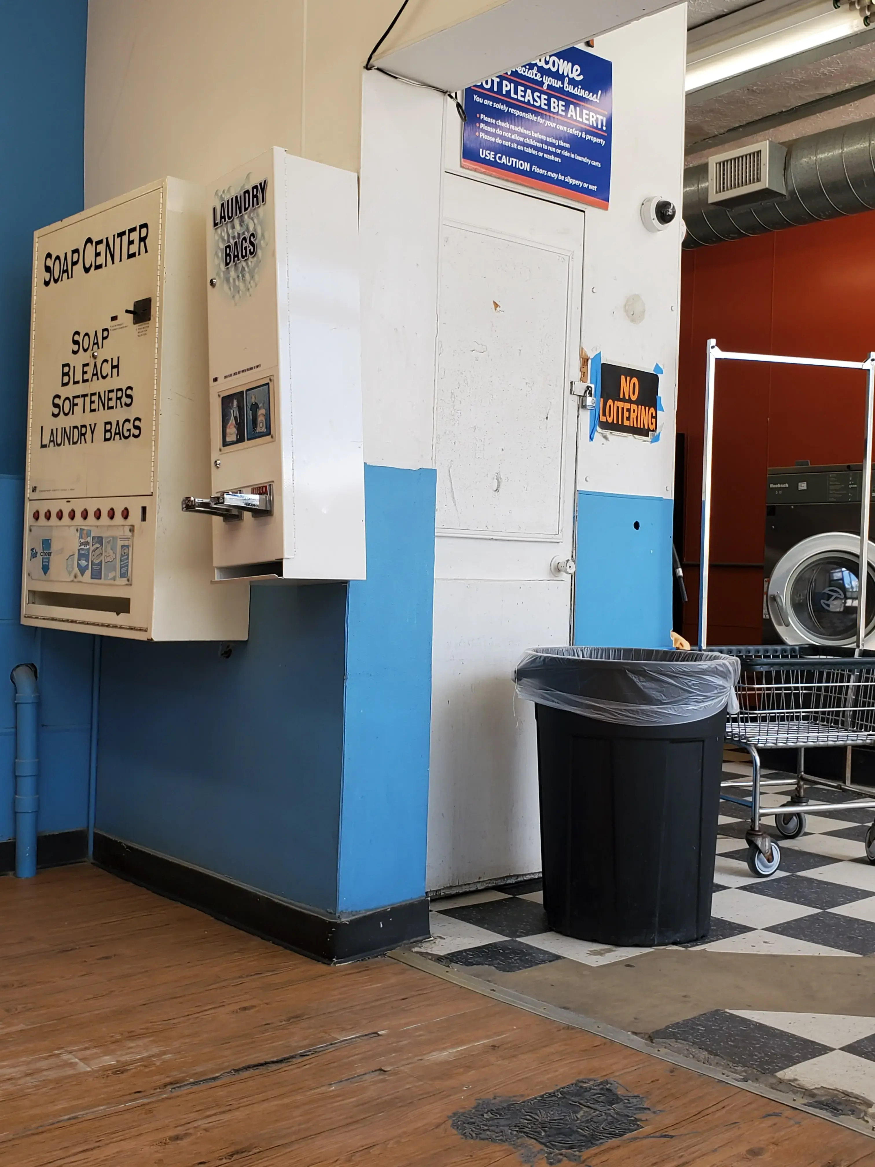 Tumble and Dry Laundromat - Image 11