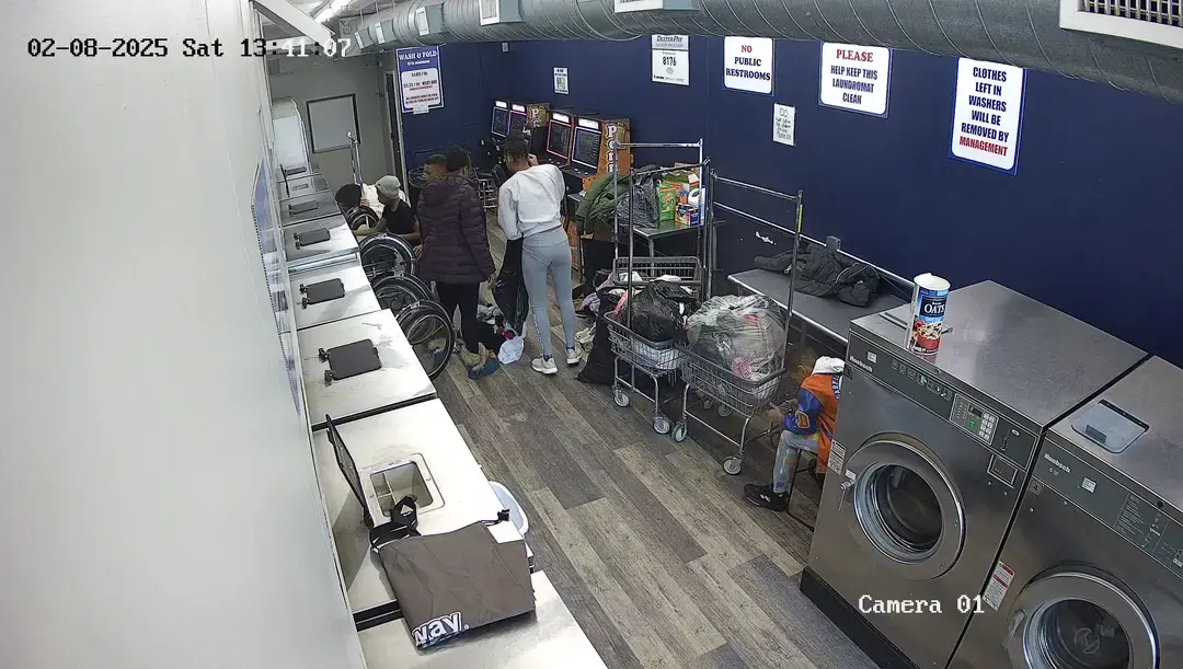 Tumble and Dry Laundromat - Image 1