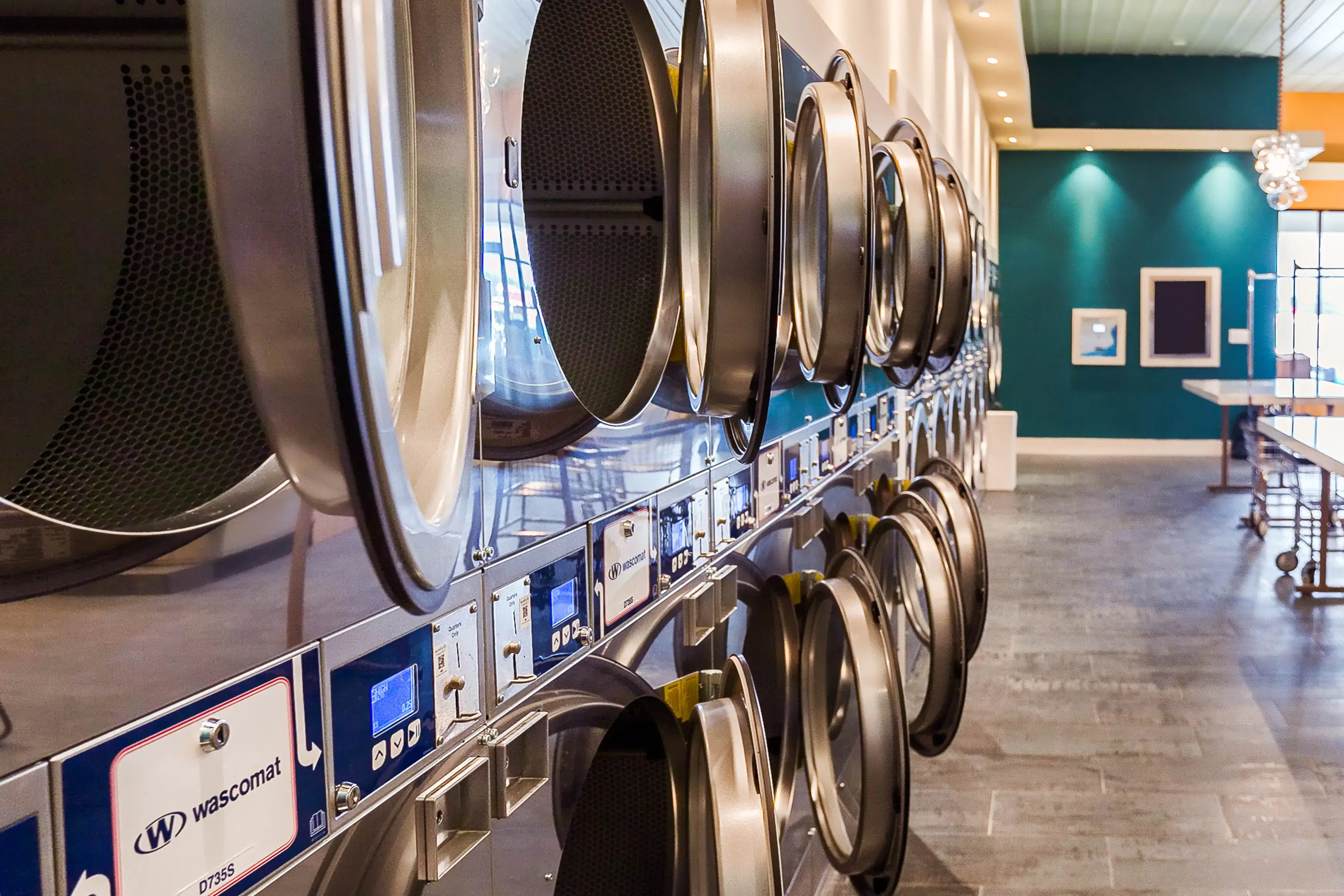 Tumble & Dry Laundromat - Image 12