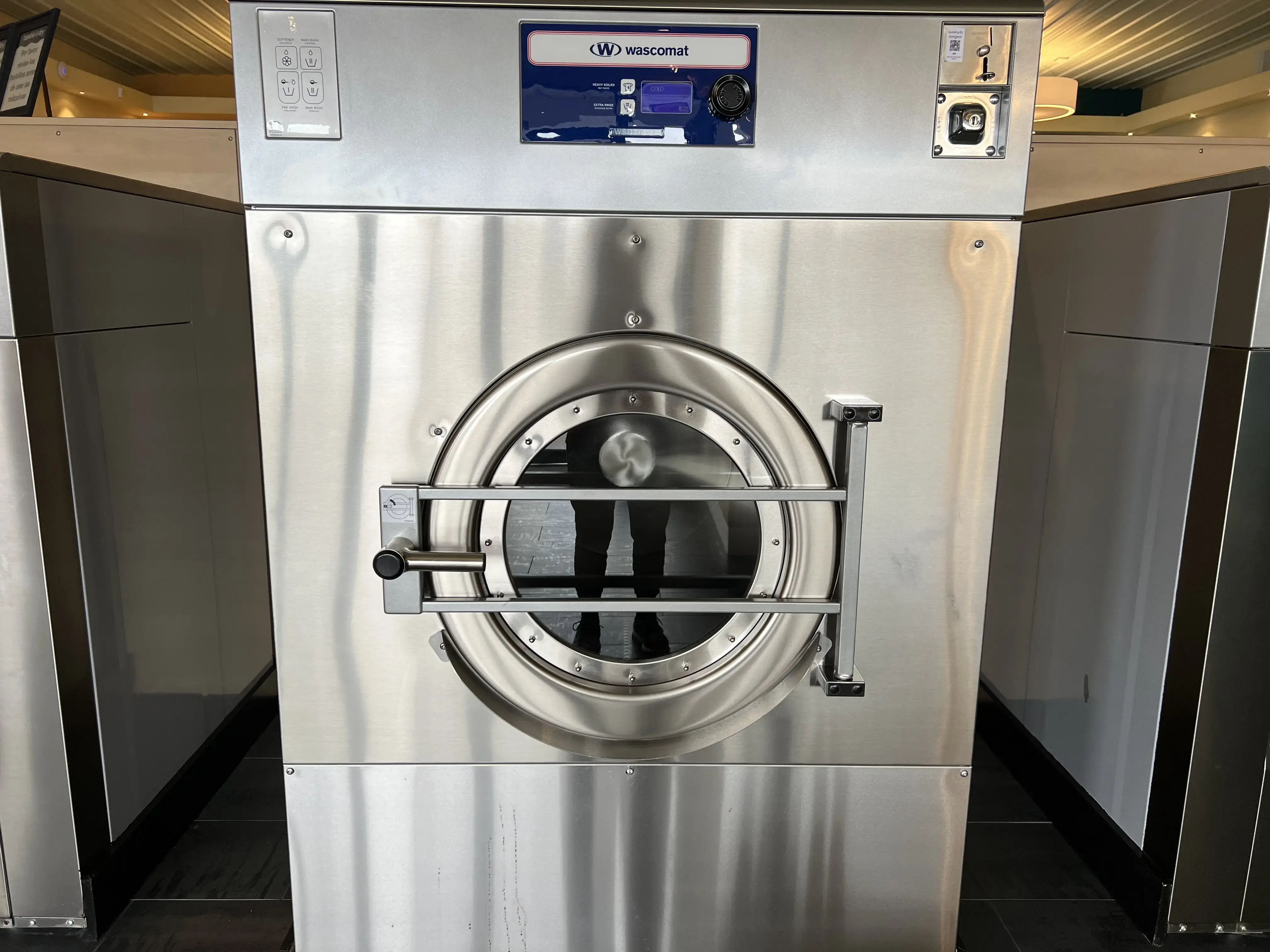 Tumble & Dry Laundromat thumbnail 18