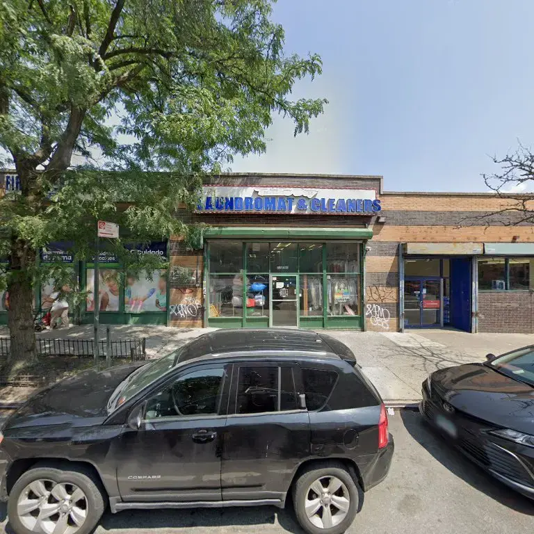 Tumble & Dry Laundromat and Cleaners - Image 18