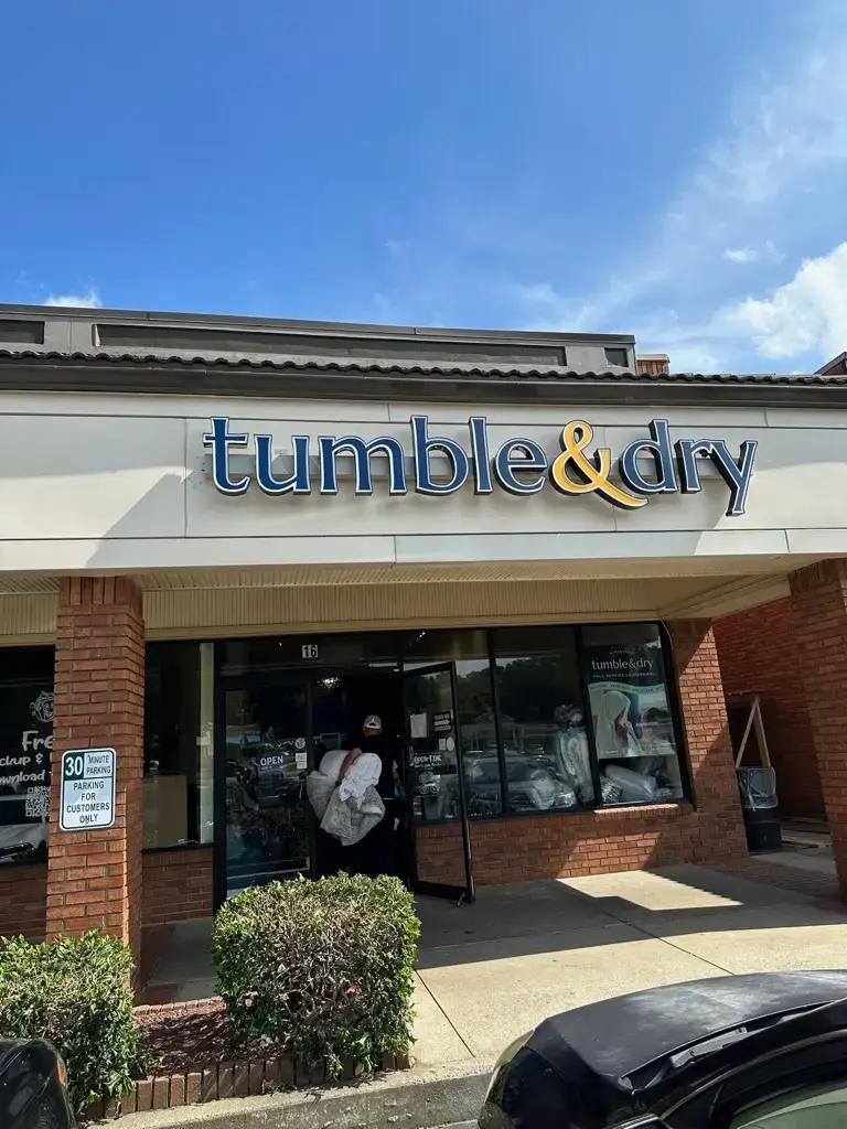 Tumble & Dry Laundromat - Image 6