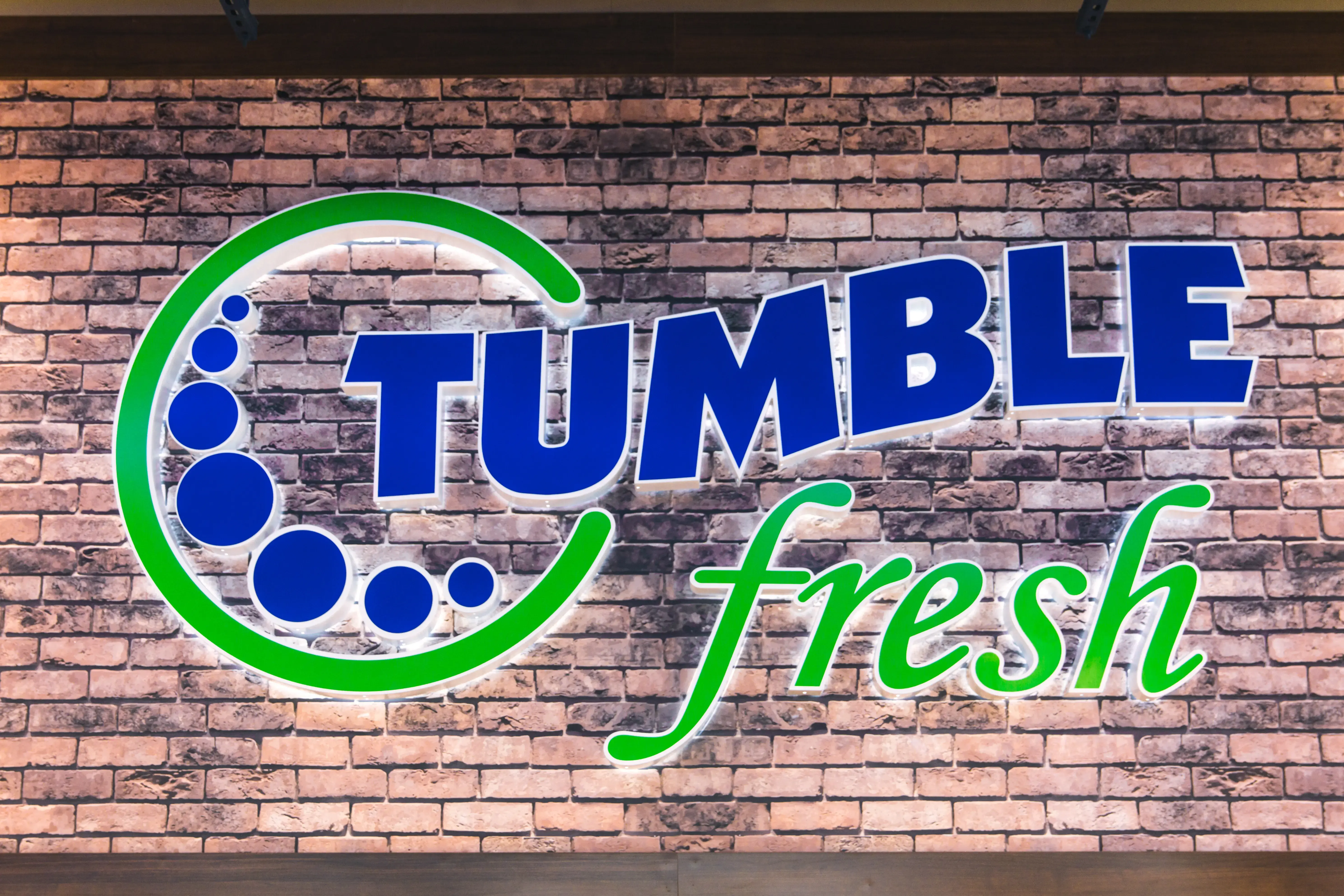 Tumble Fresh Coin Laundry thumbnail 1