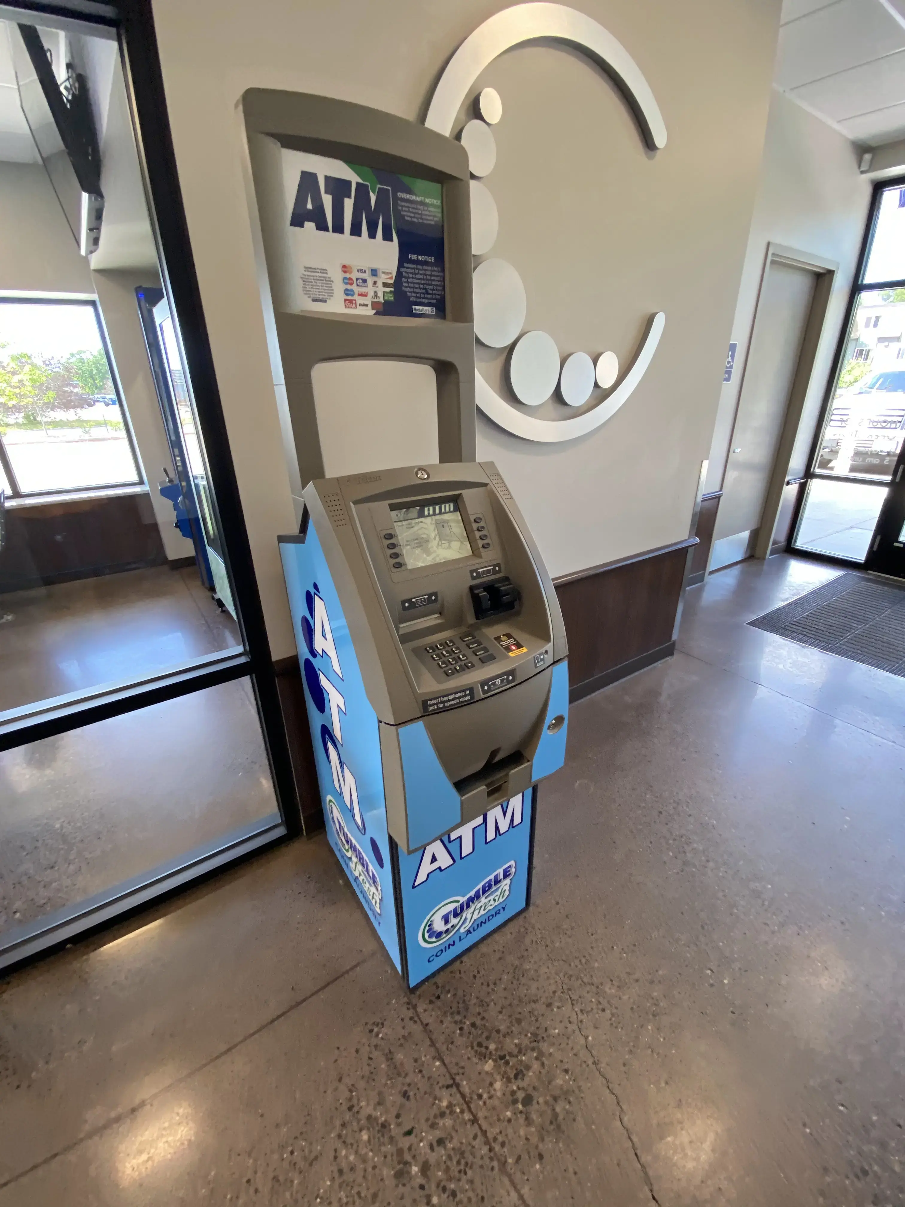 Tumble Fresh Coin Laundry - Image 13