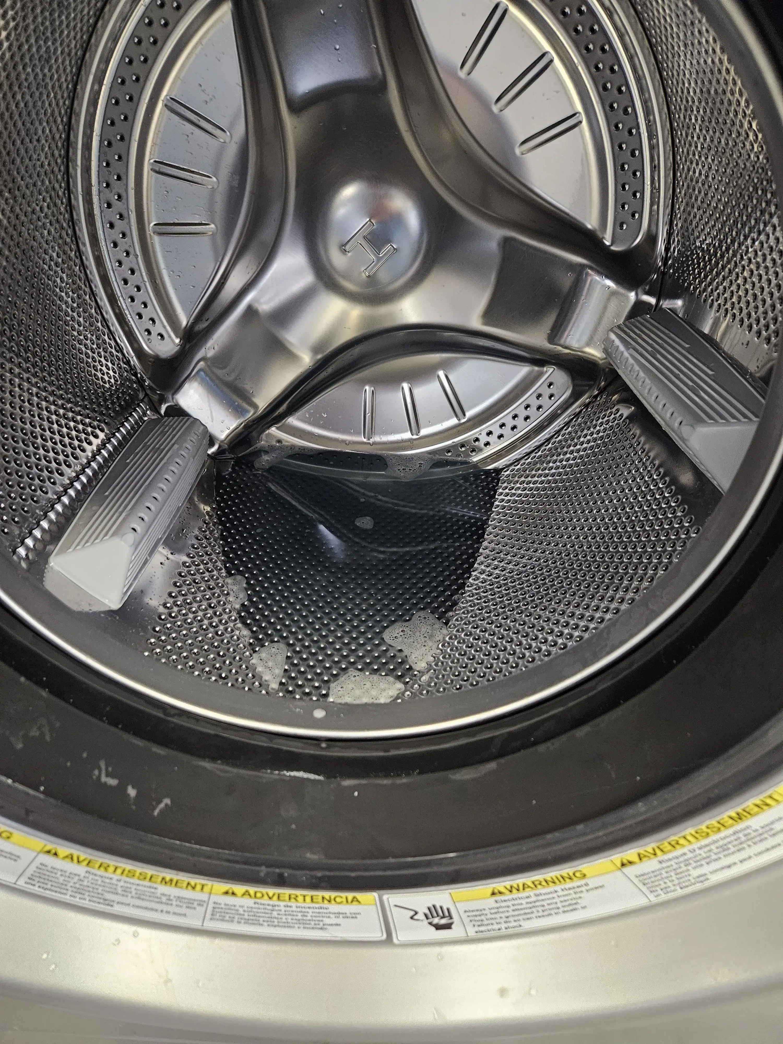 Tumble Fresh Coin Laundry - Image 20