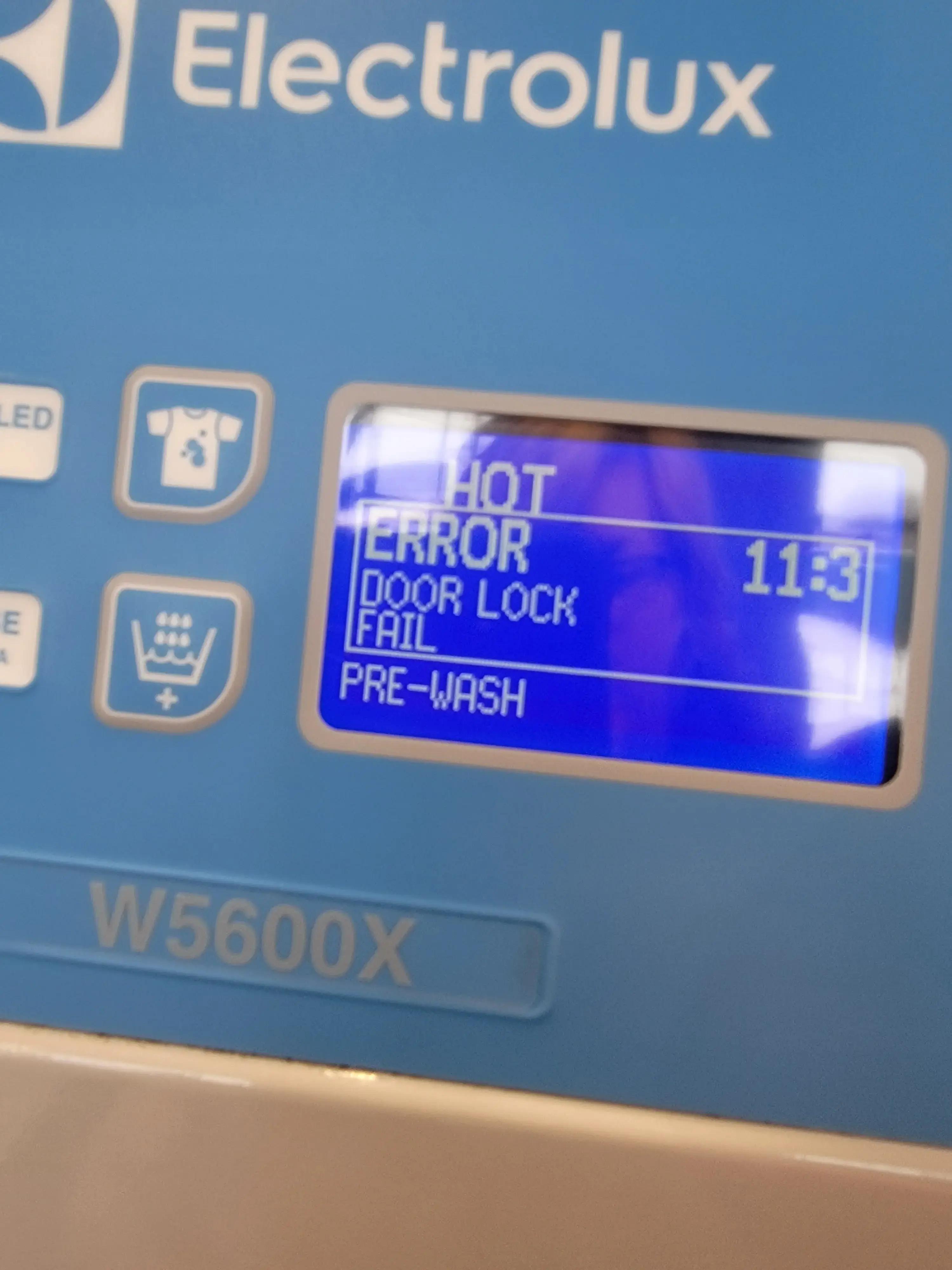 Tumble Fresh Coin Laundry - Image 20