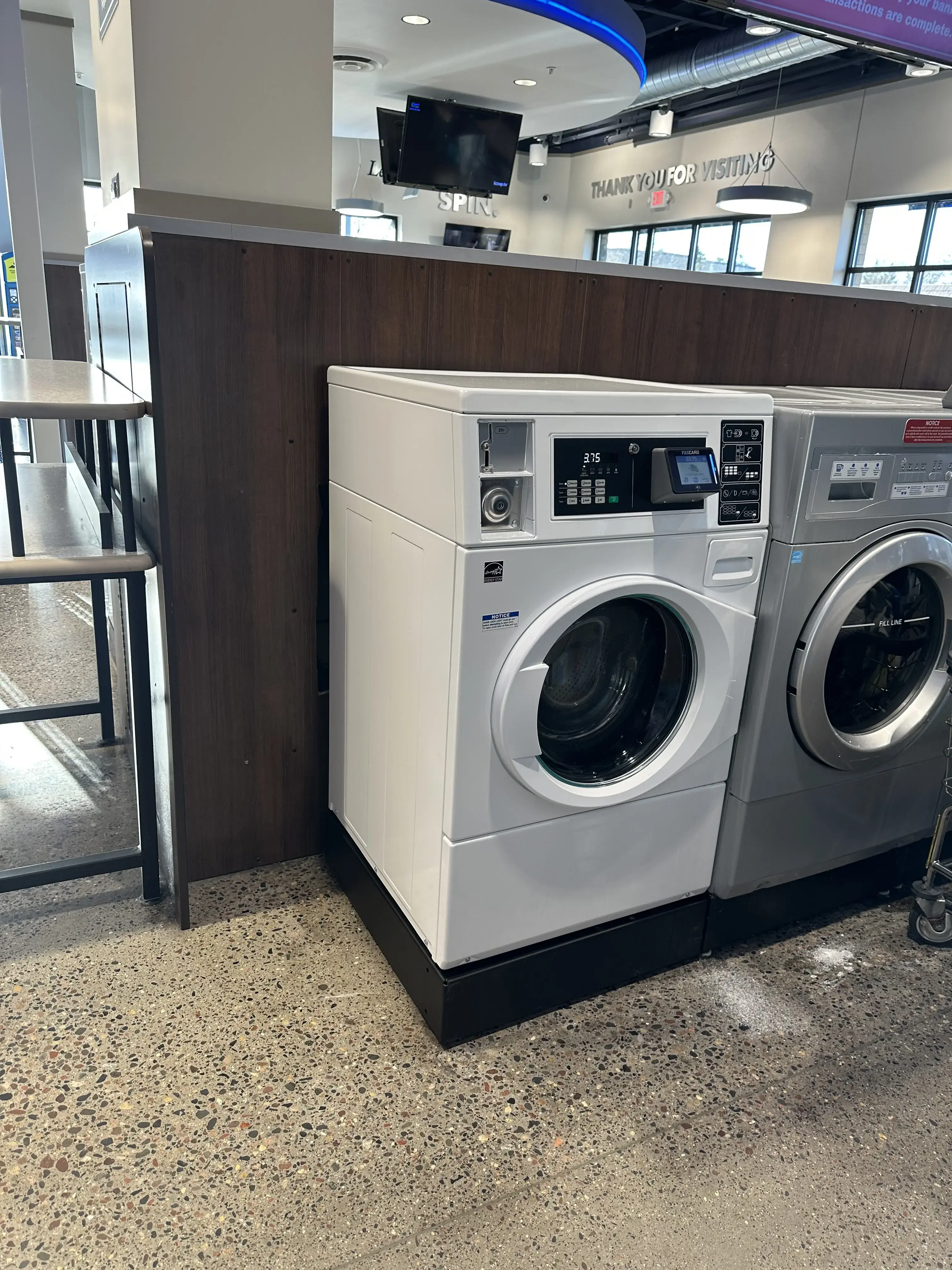 Tumble Fresh Coin Laundry thumbnail 5